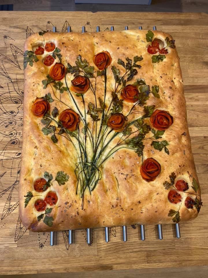Most beautiful bread I’ve ever seen baked with parsley and tomato by