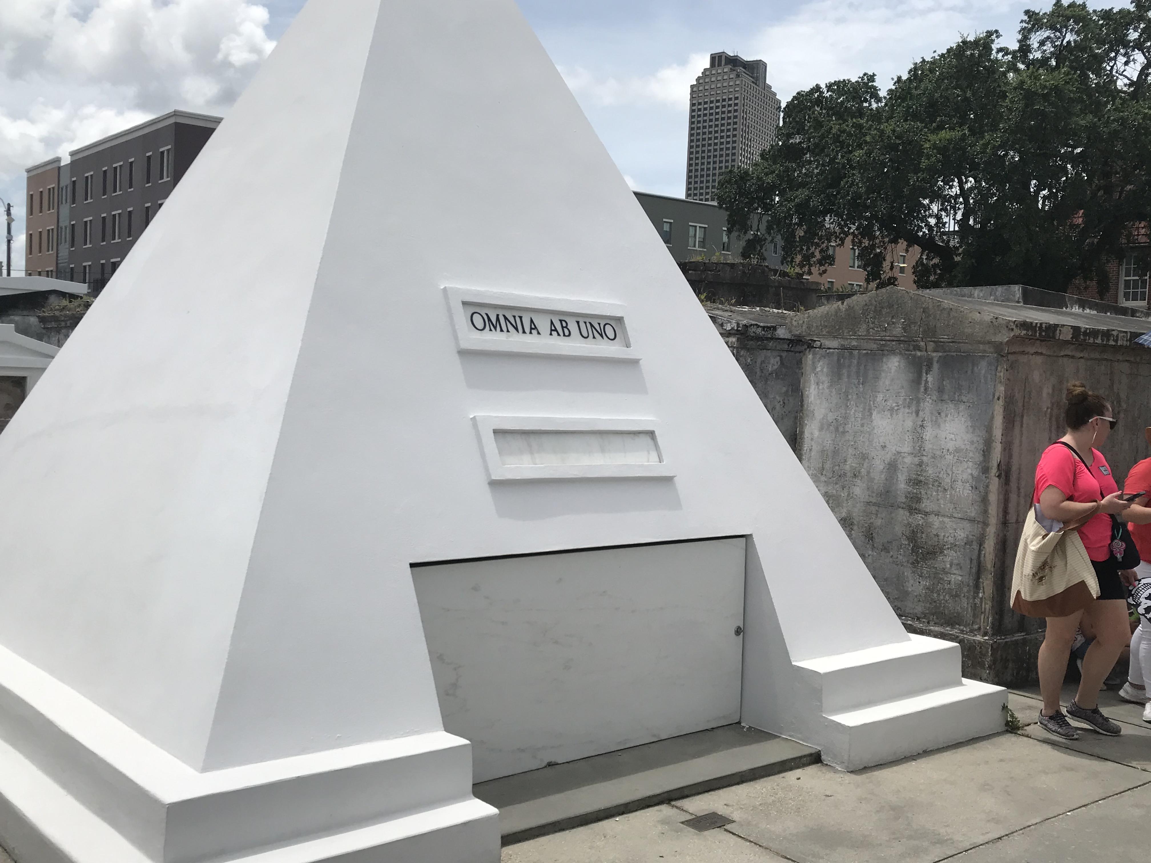 Nicholas Cage tomb is a perfect representation of the real man r