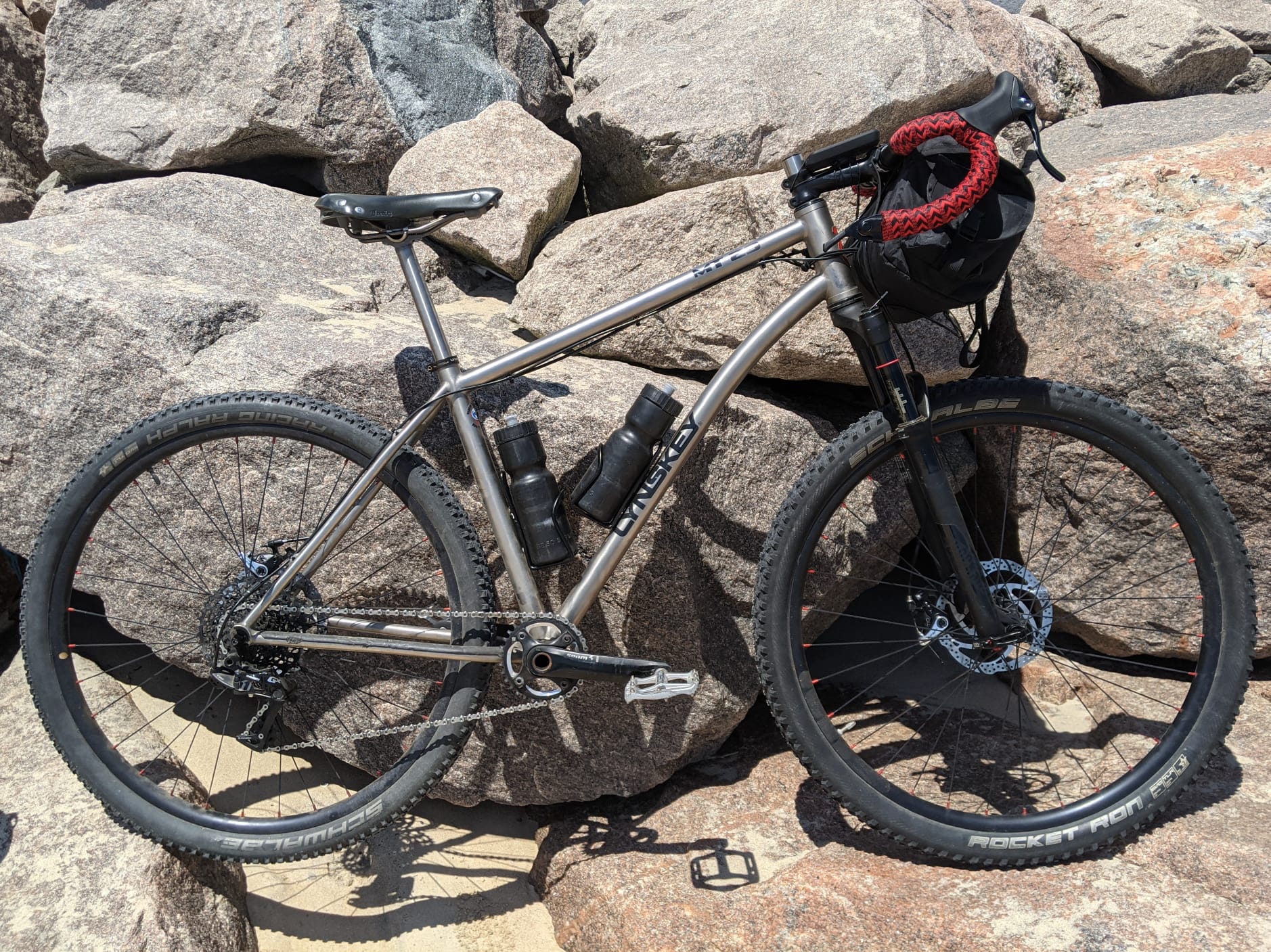 Gravel Bike Vs Hardtail Mountain Bike (MTB) The Pro's Closet atelier
