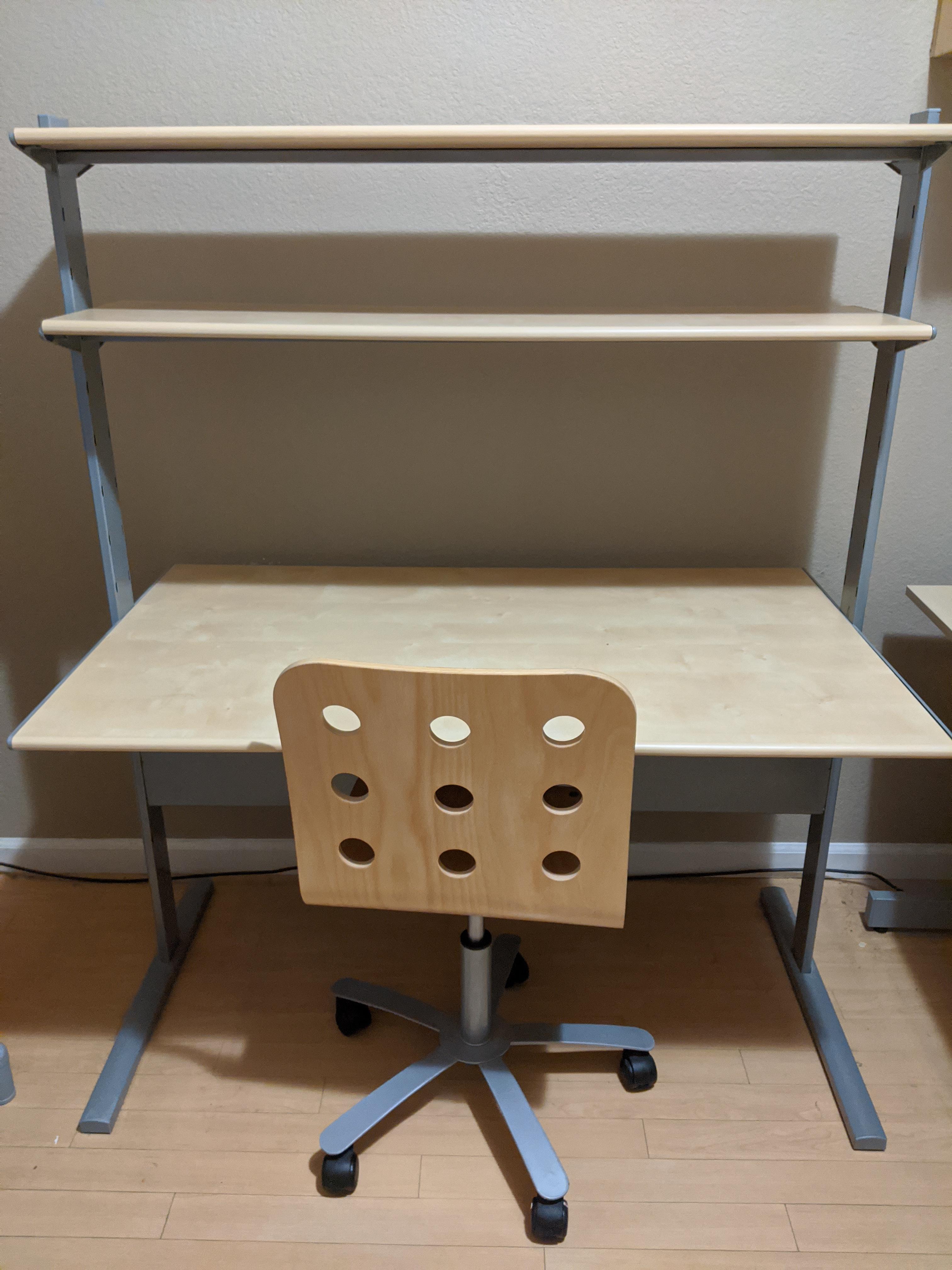 Anyone need a FREE Ikea desk and chair? r/Sacramento
