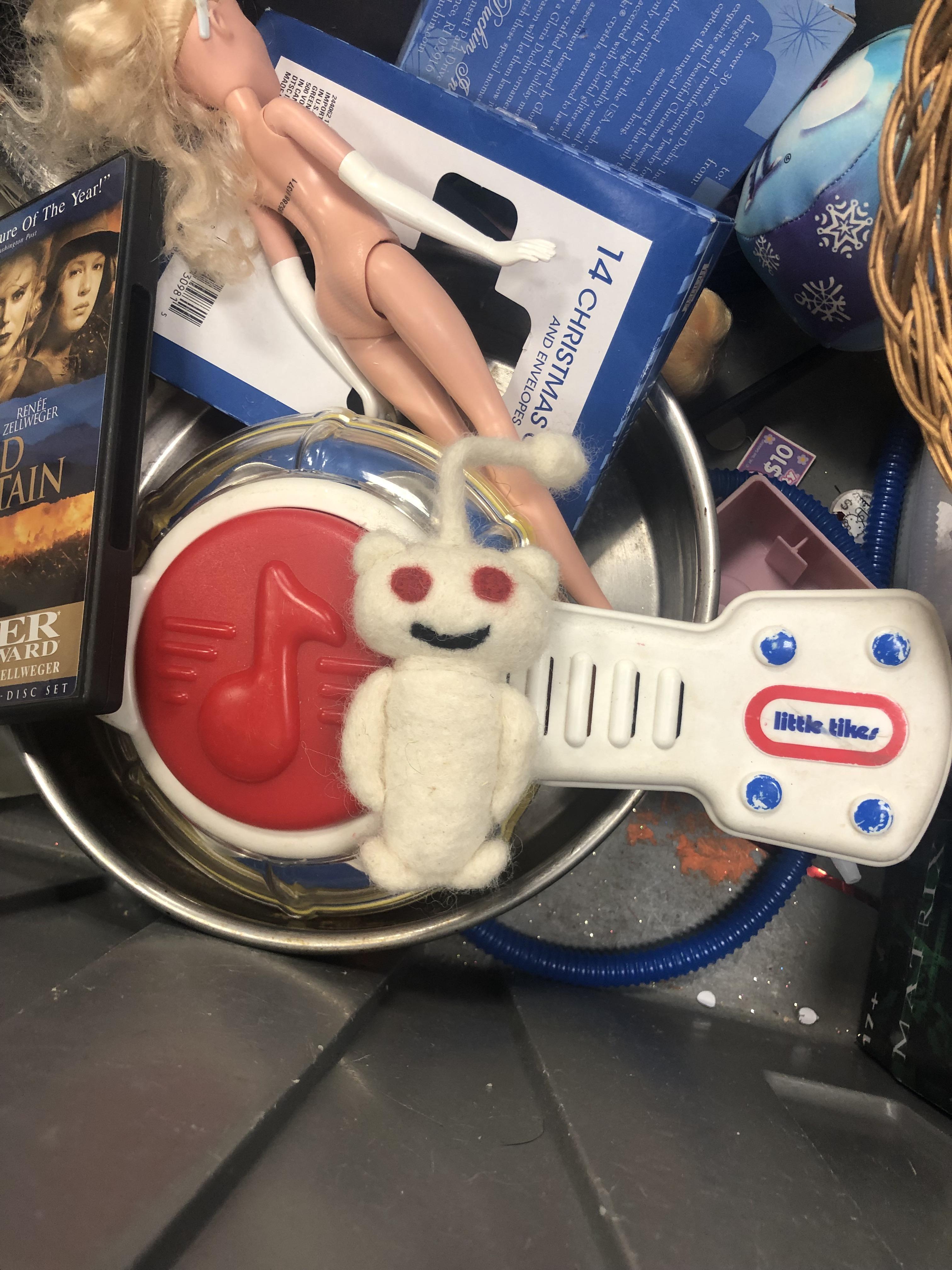 Look who I found at the Goodwill outlet r/ThriftStoreHauls