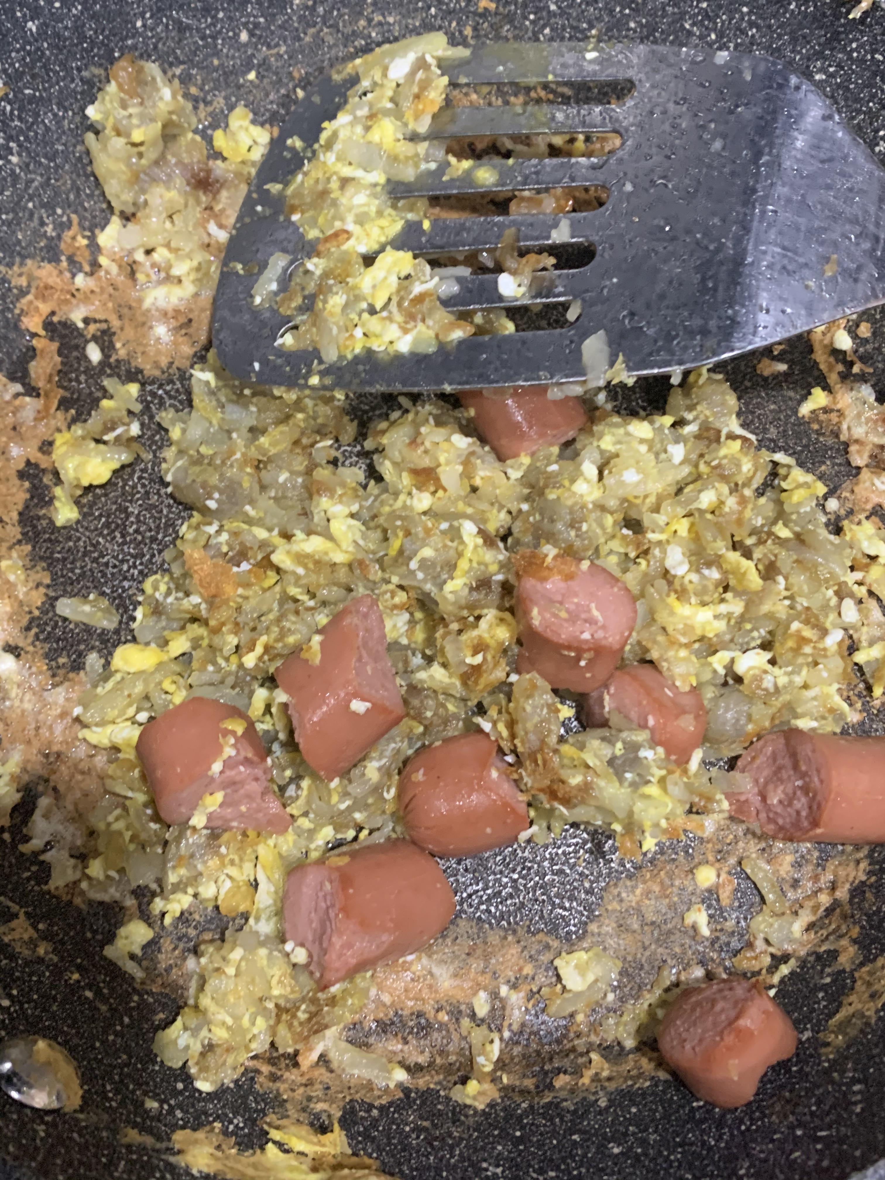 eggs, potatoes, hot dog, and sadness. r/shittyfoodporn