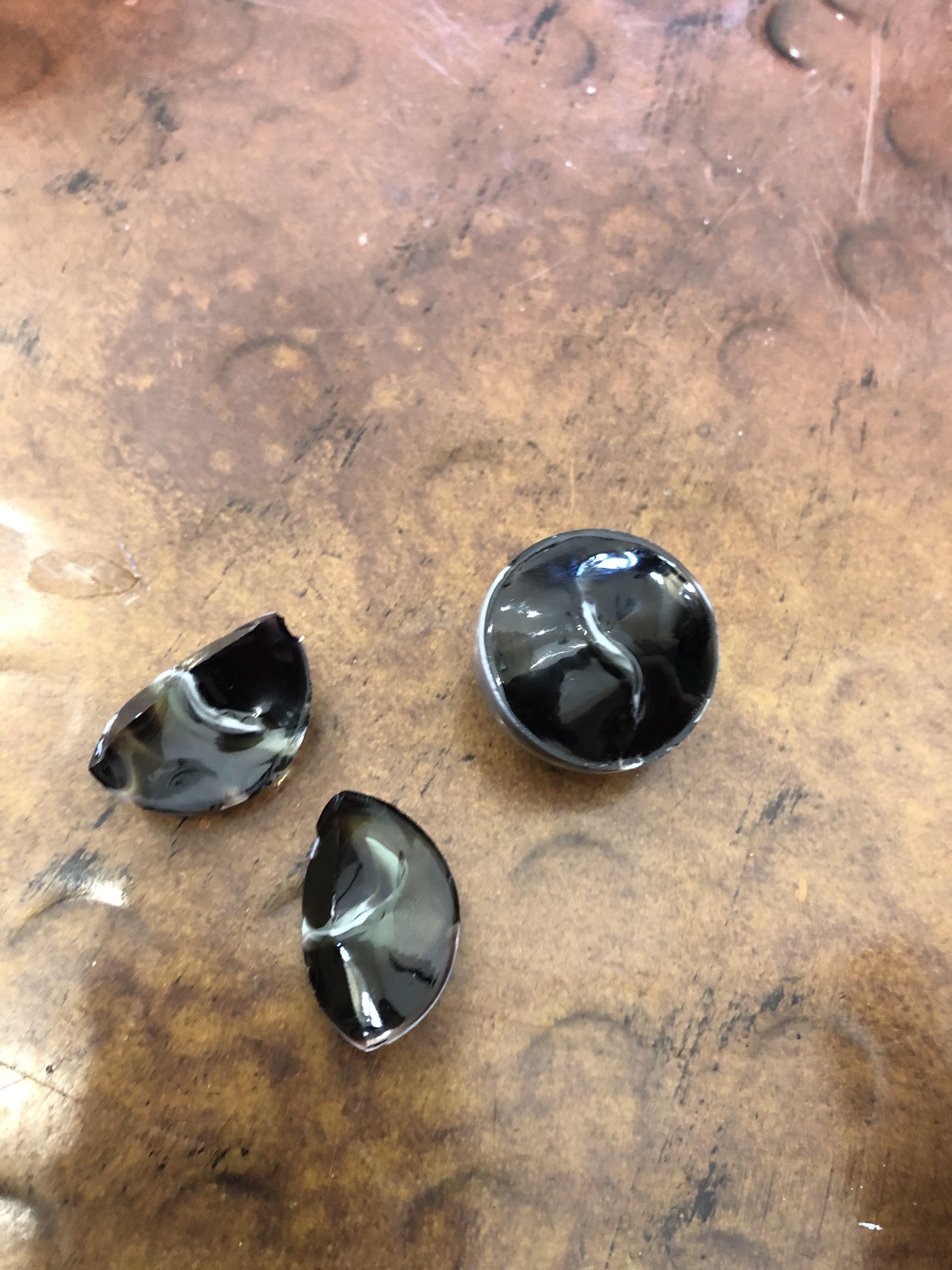 This broken marble r/mildlyinteresting