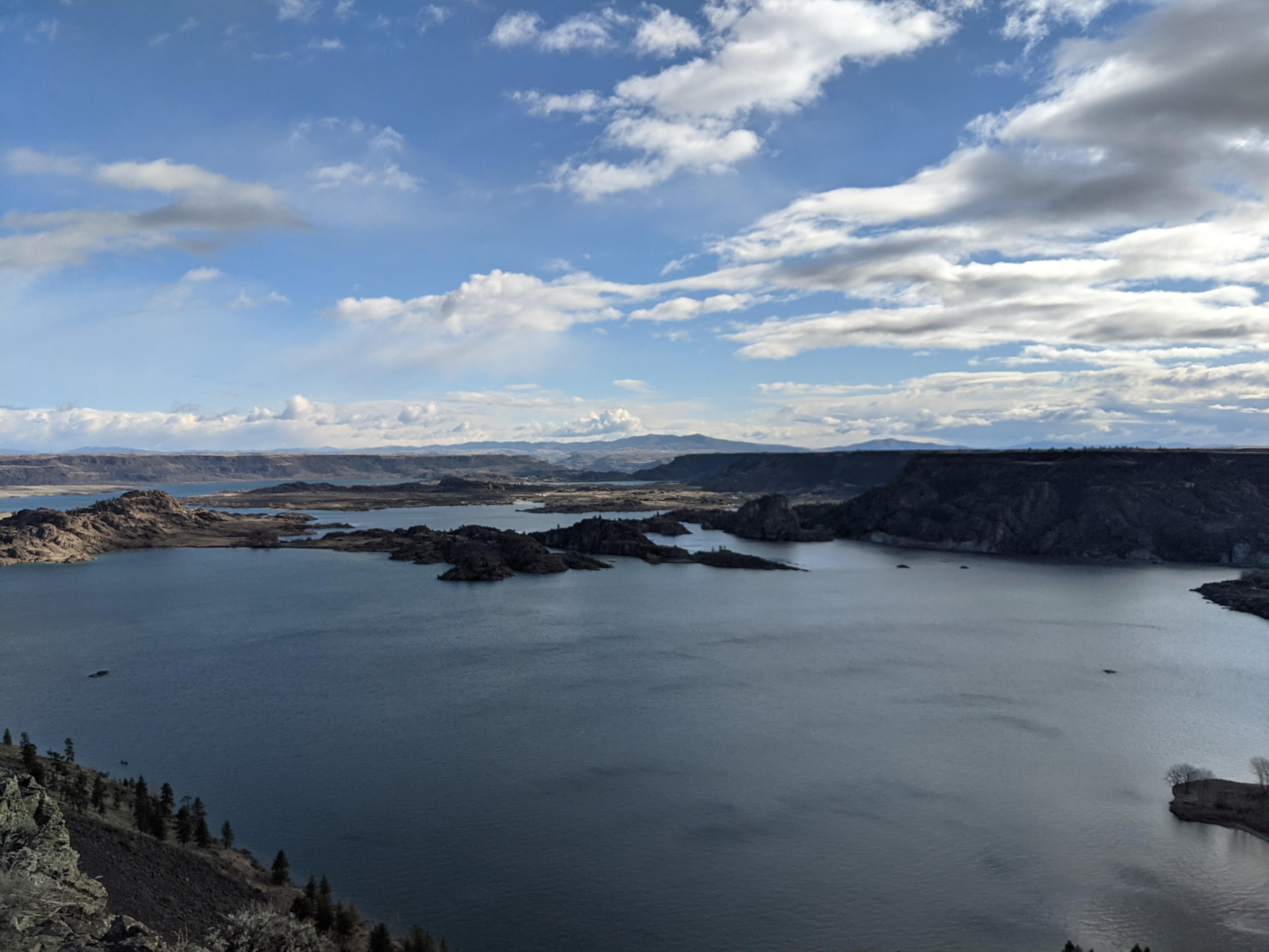 ITAP from the top of Steamboat Rock, looking down on Banks Lake, WA r