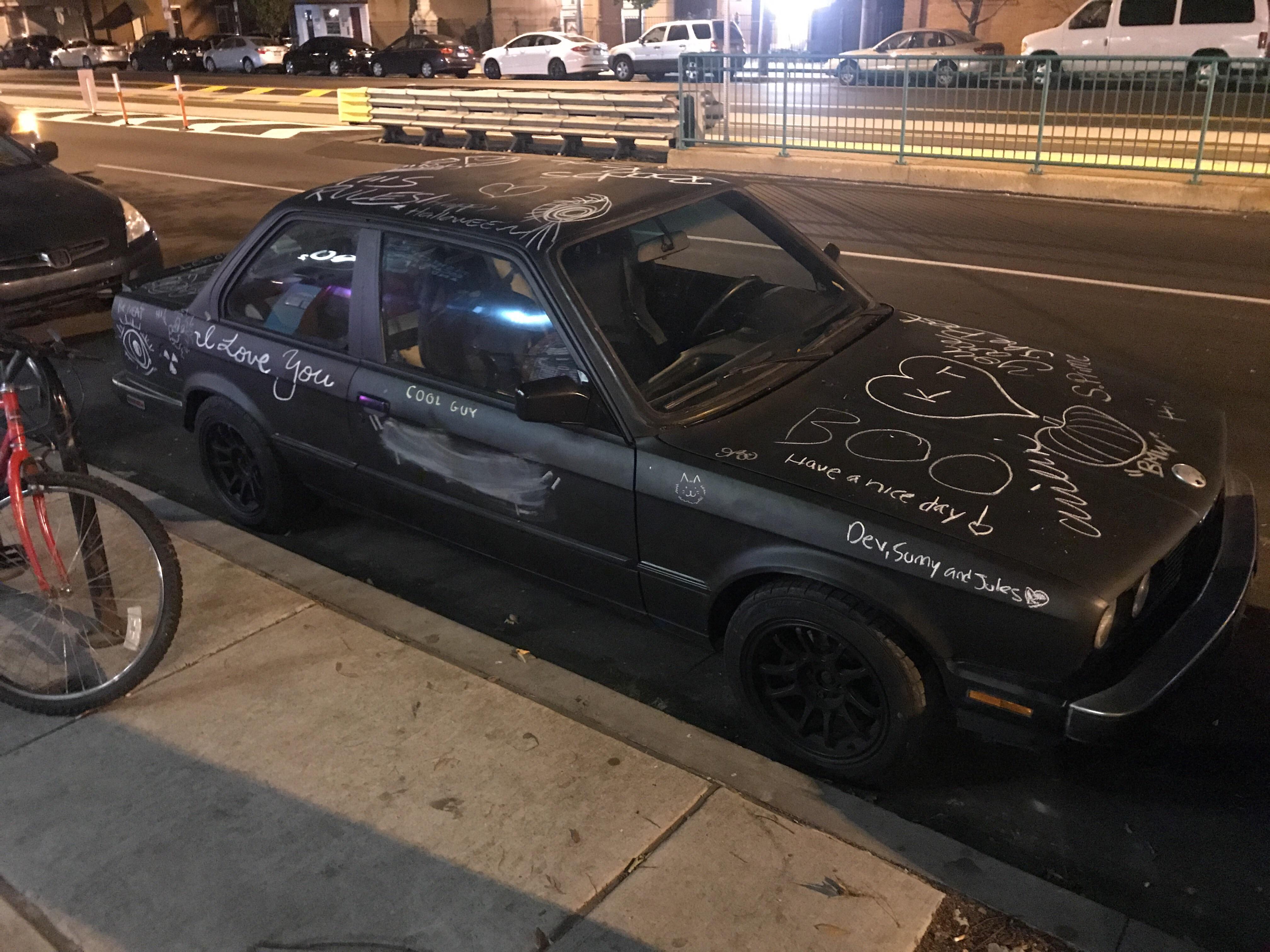 this guy covered his car in chalkboard paint and left chalk sitting on