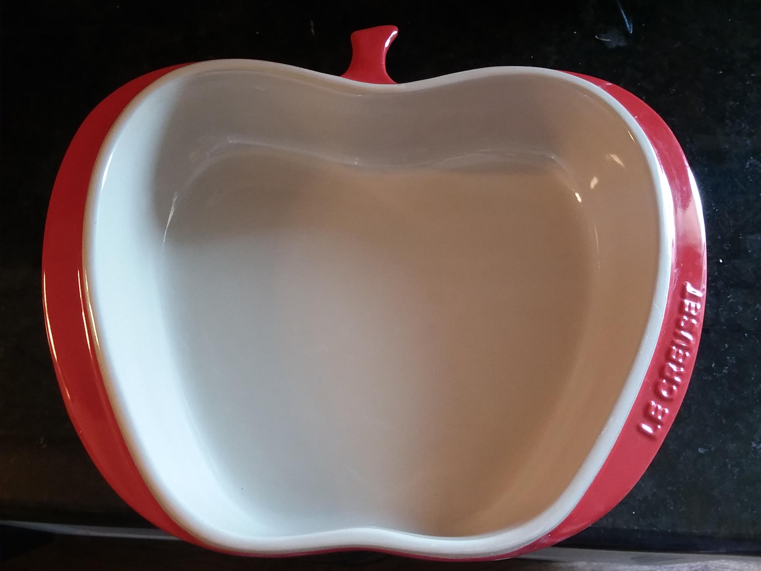 Le Creuset Apple Pie Plate 3.98. Can't wait to use it! r