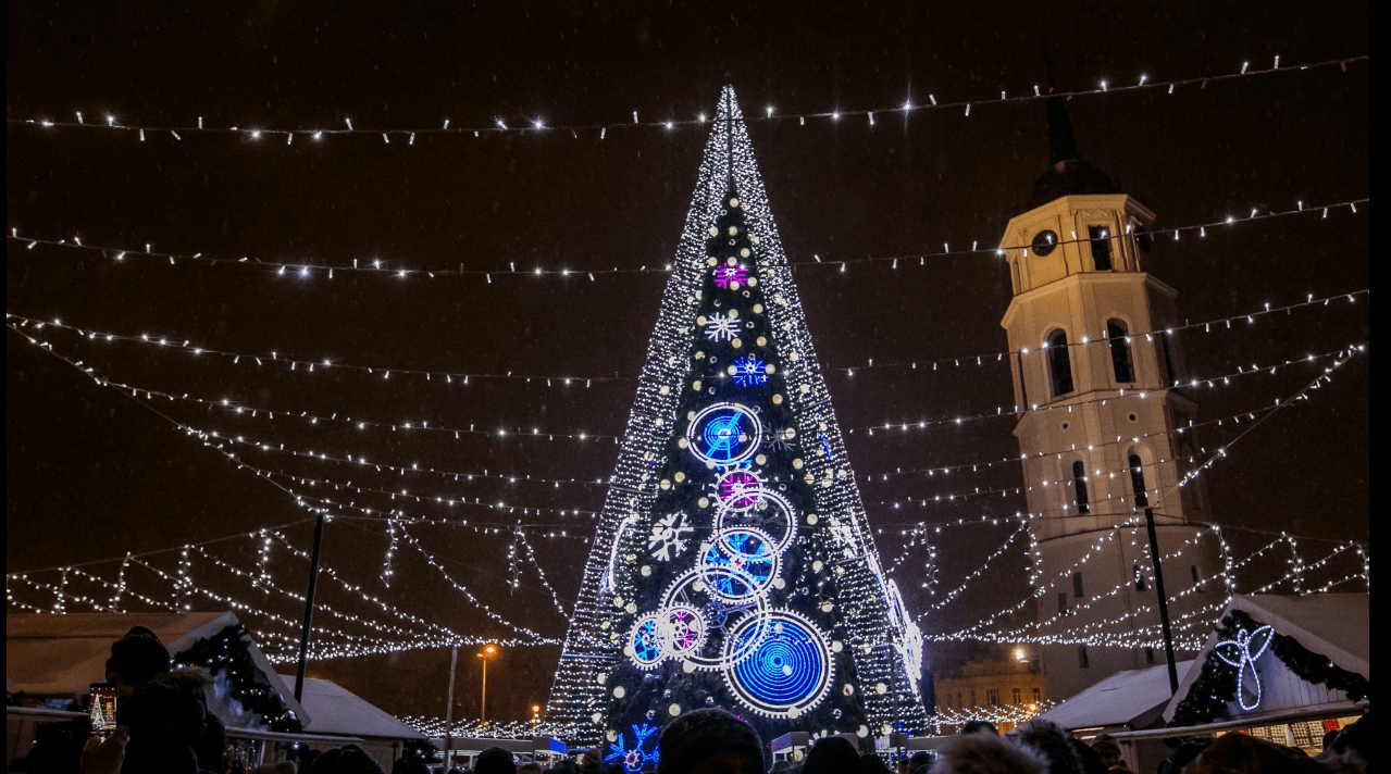 Vilnius Christmas Tree, Lithuania r/europe