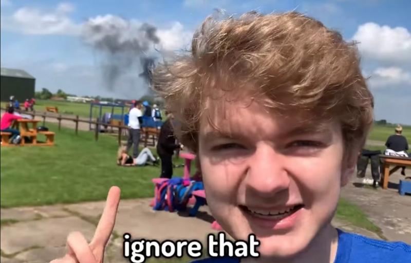 A youtuber named MeatCanyon is working on a TommyInnit animation and is streaming it live right