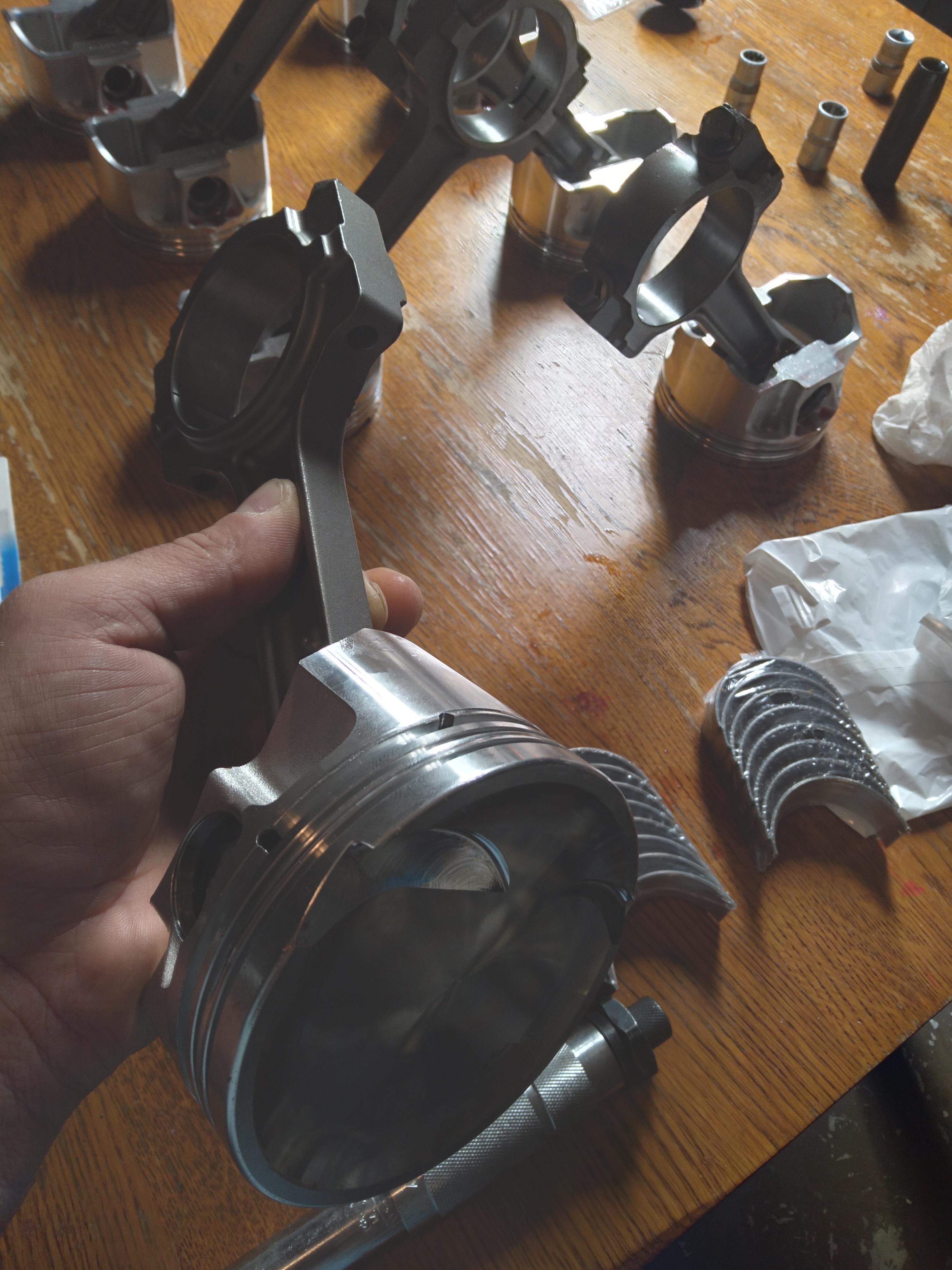 lm7 piston prep r/EngineBuilding