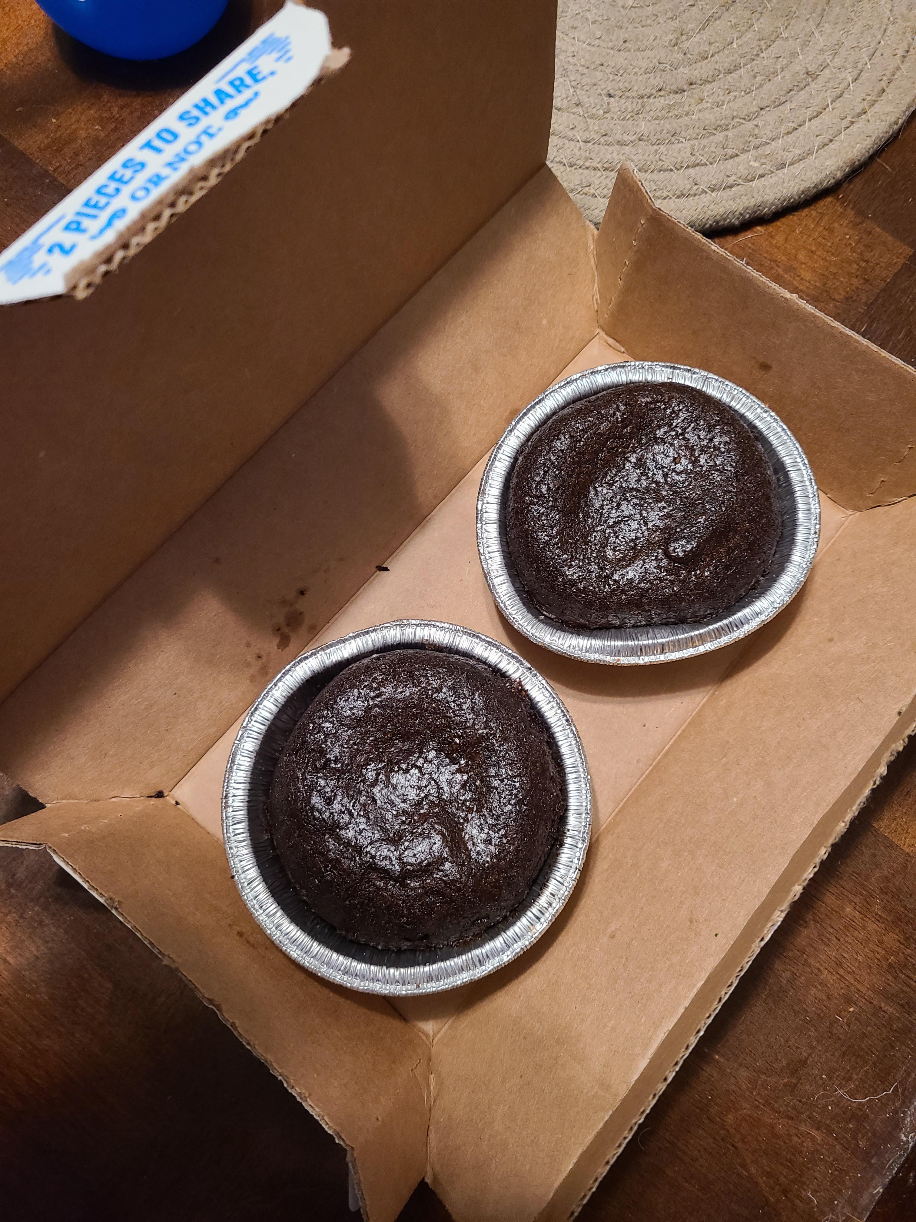Is this the new way of doing lava cakes or did someone mess up? r/Dominos