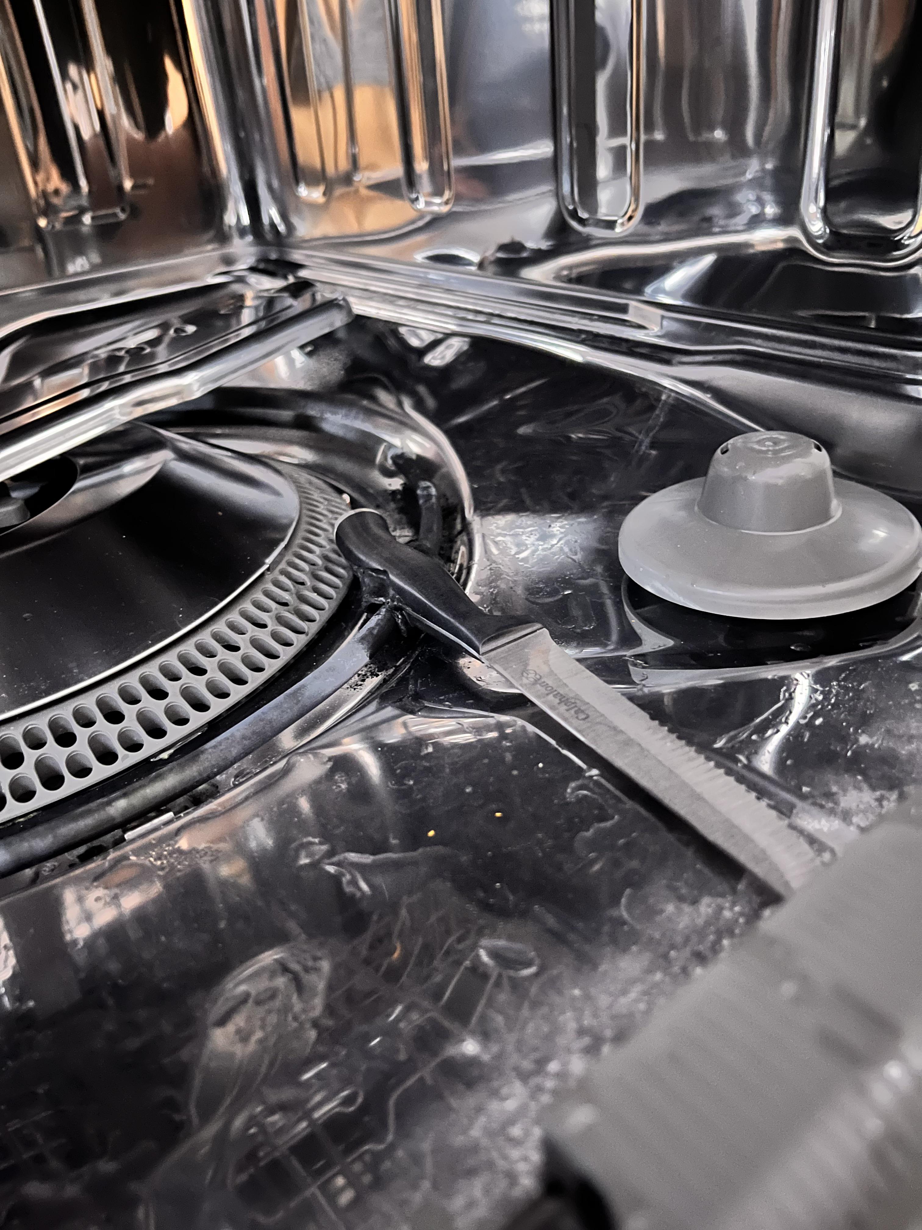 Dishwasher melted my knife r/mildlyinfuriating