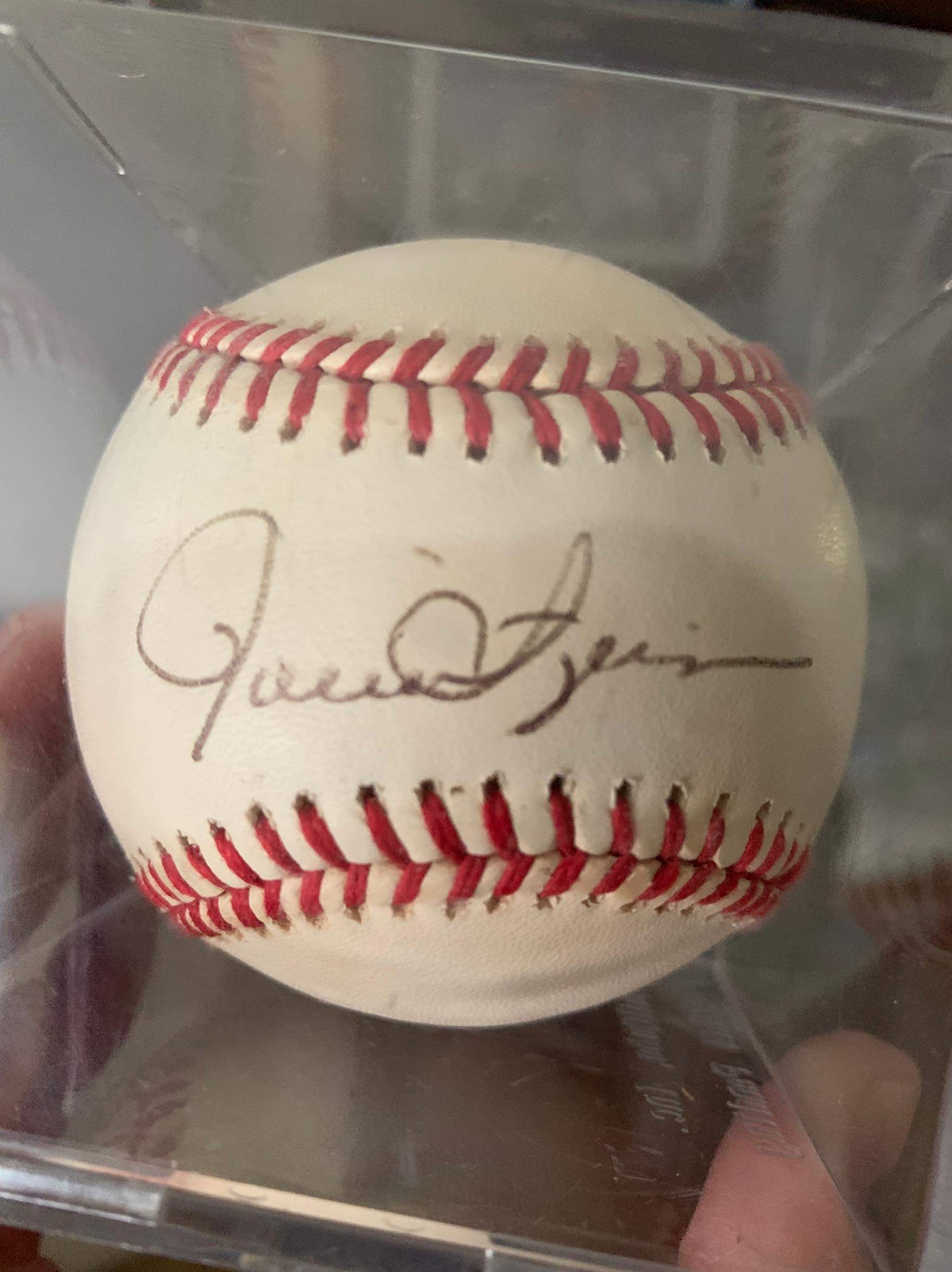 Help identifying autographed baseball r/Autographs
