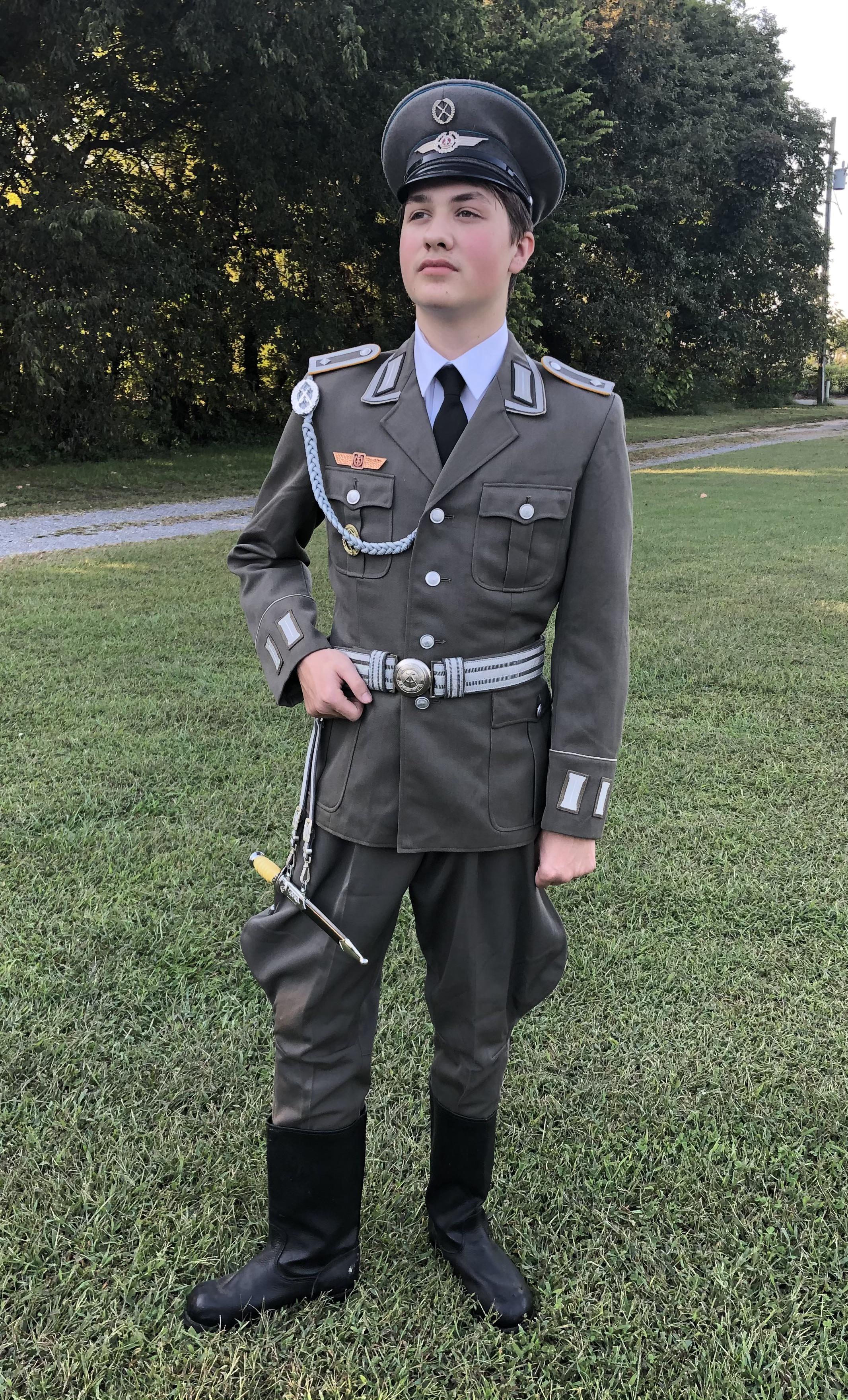My new East German NVA uniform r/Eastgermancollectors