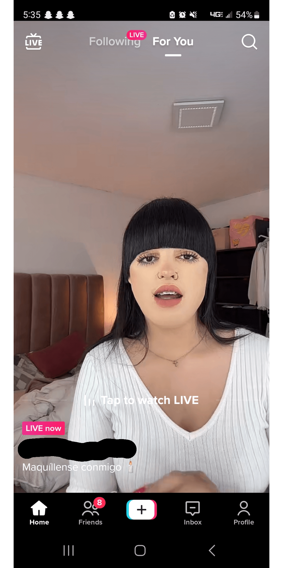 some girl on tik tok live : Justfuckmyshitup