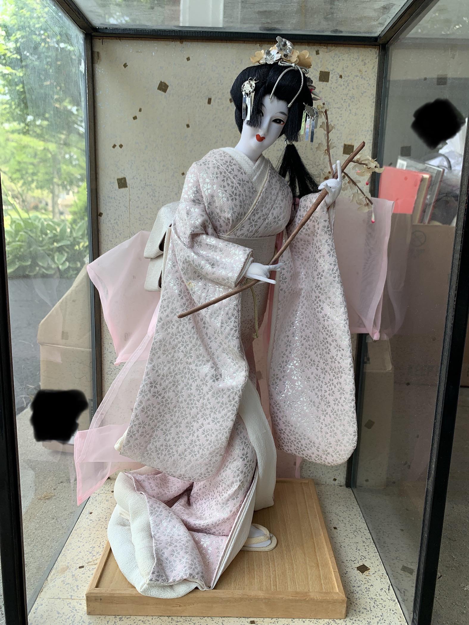 Hello...Inherited this Nishi geisha doll...are they worth anything? r/Dolls