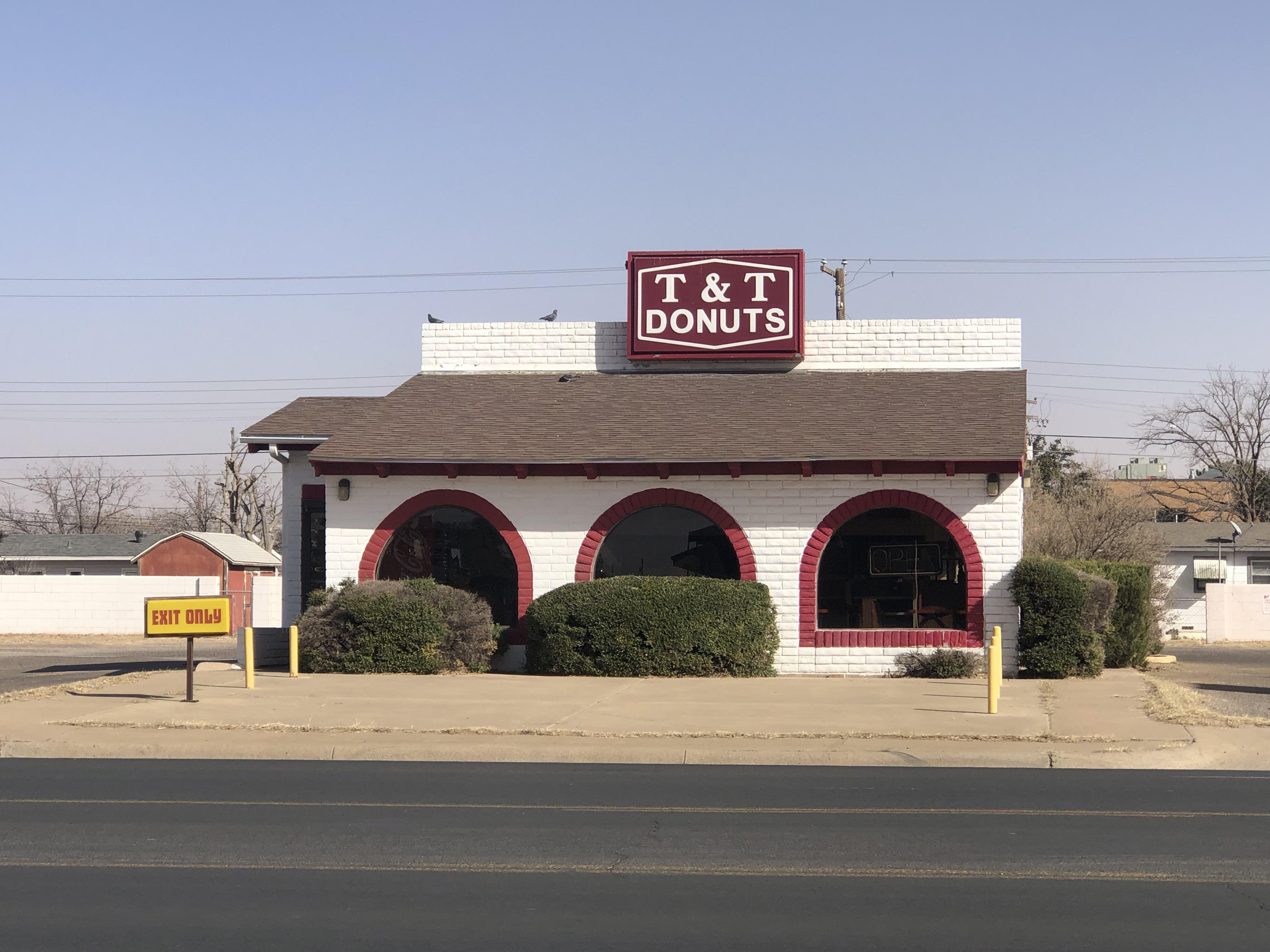 T&T Donuts in Midland, TX r/FormerTacoBells