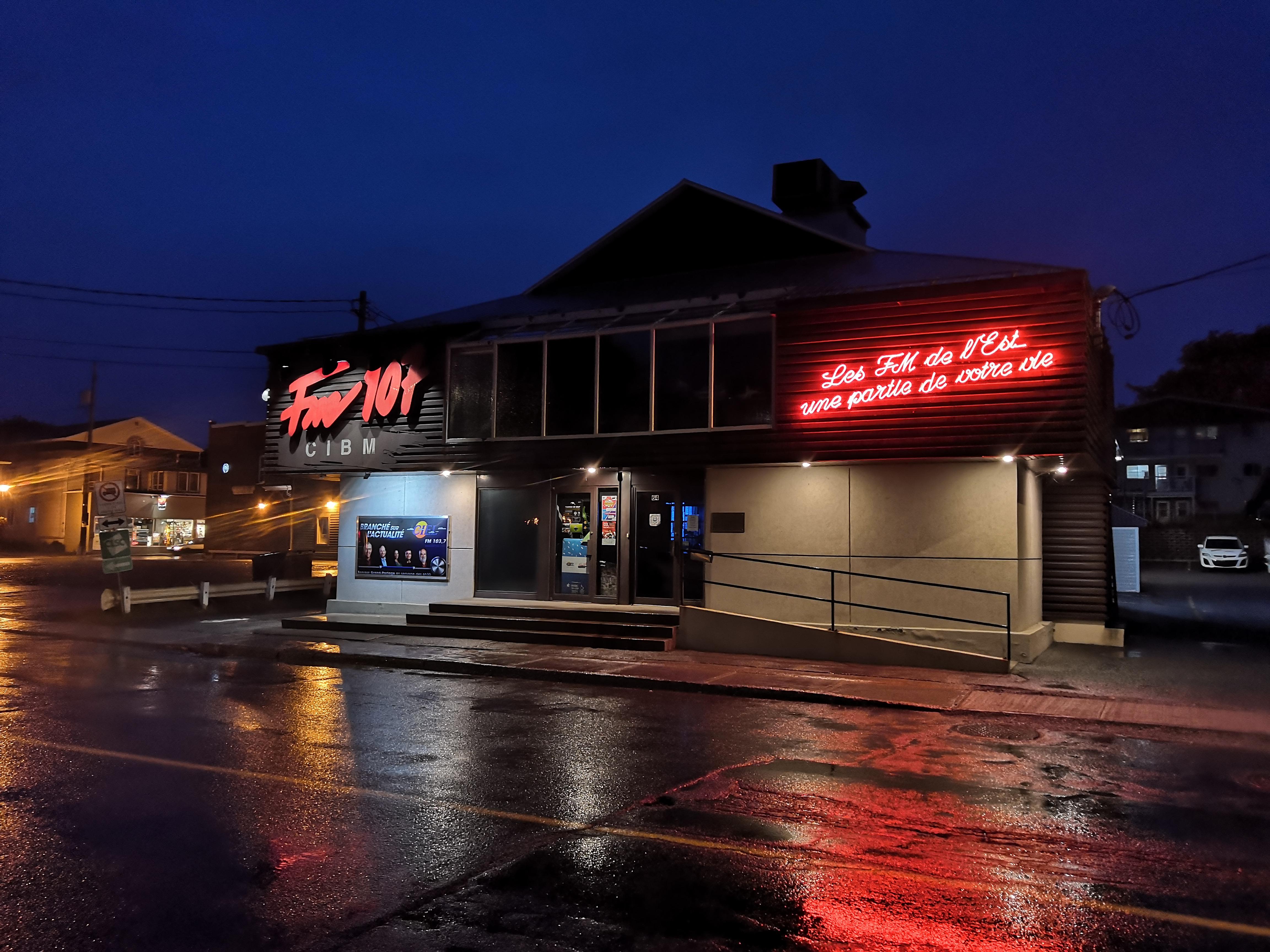 Riviere du loup, QC, Canada r/outrun