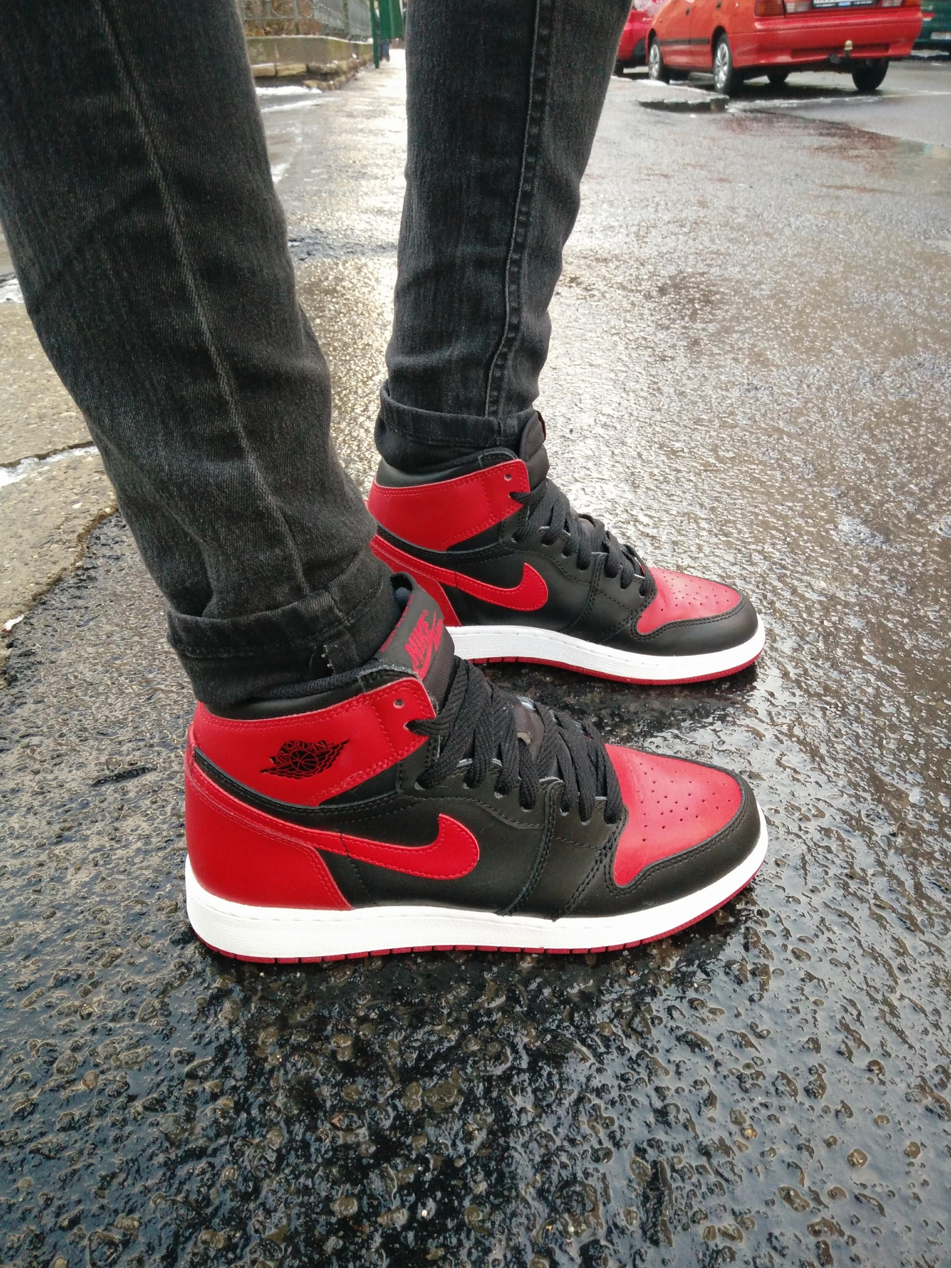 My first Jordans 🙌 ️🖤 r/Sneakers