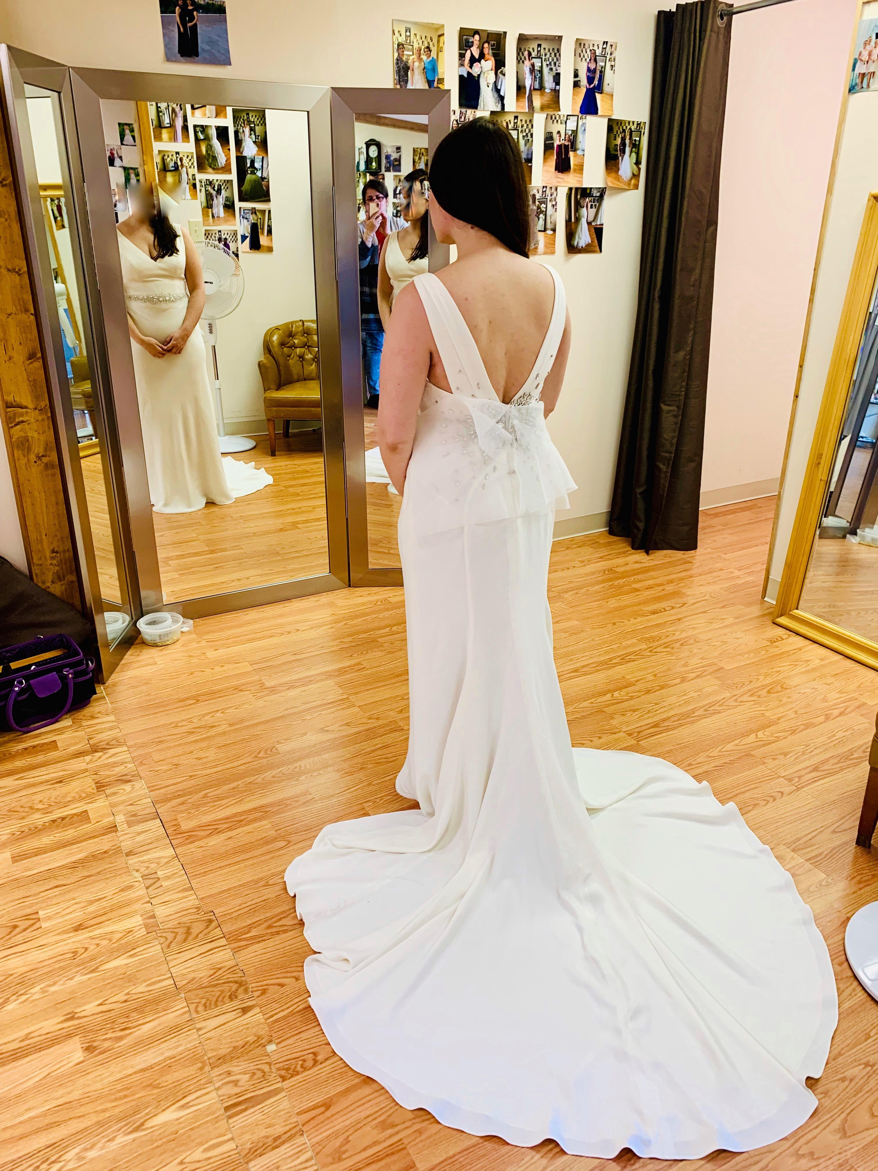 Final Wedding Dress Fitting! r/weddingplanning