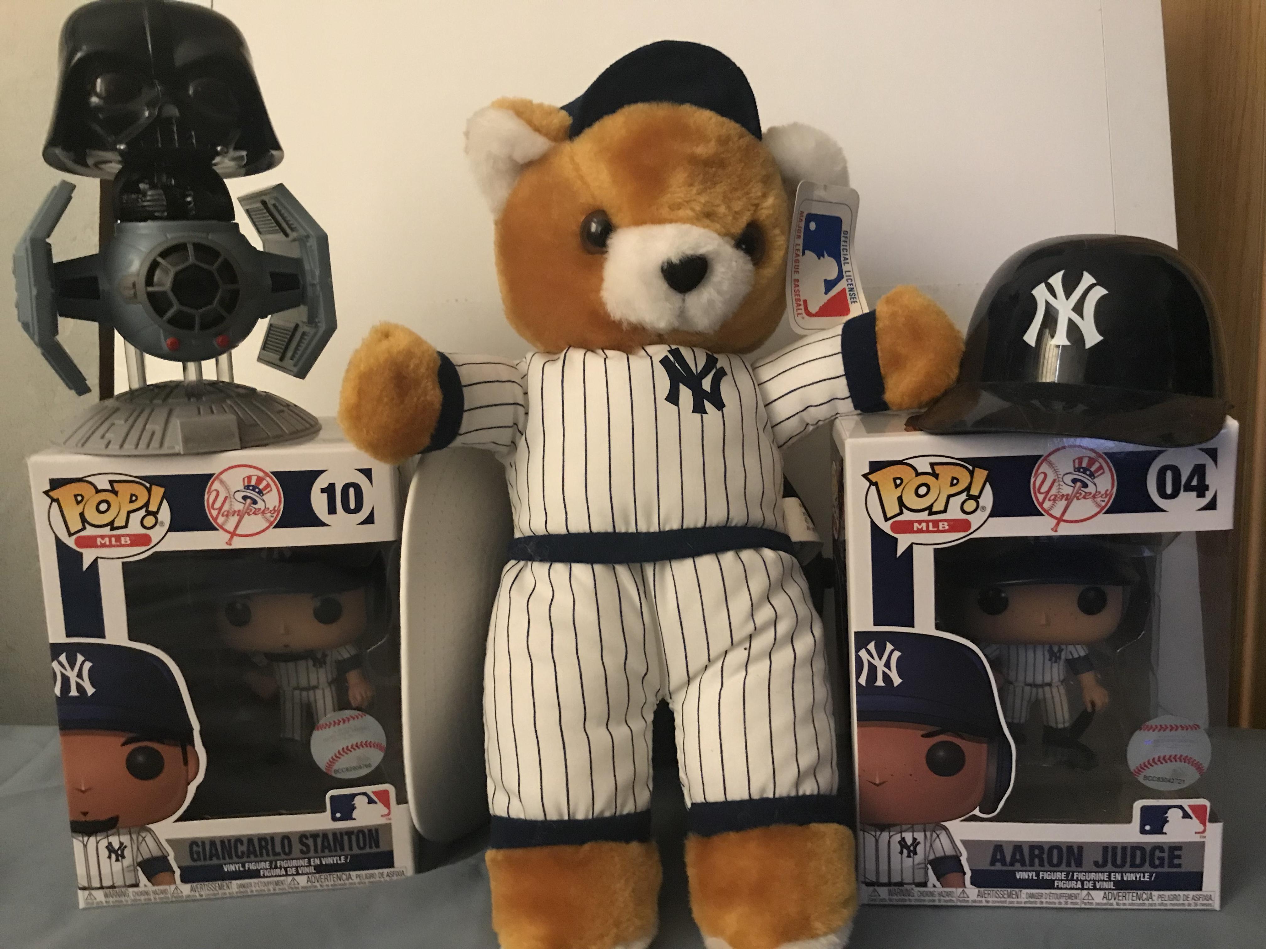 [USNY] Hot Topic Haul The Yankee Empire Strikes Back! r/funkopop