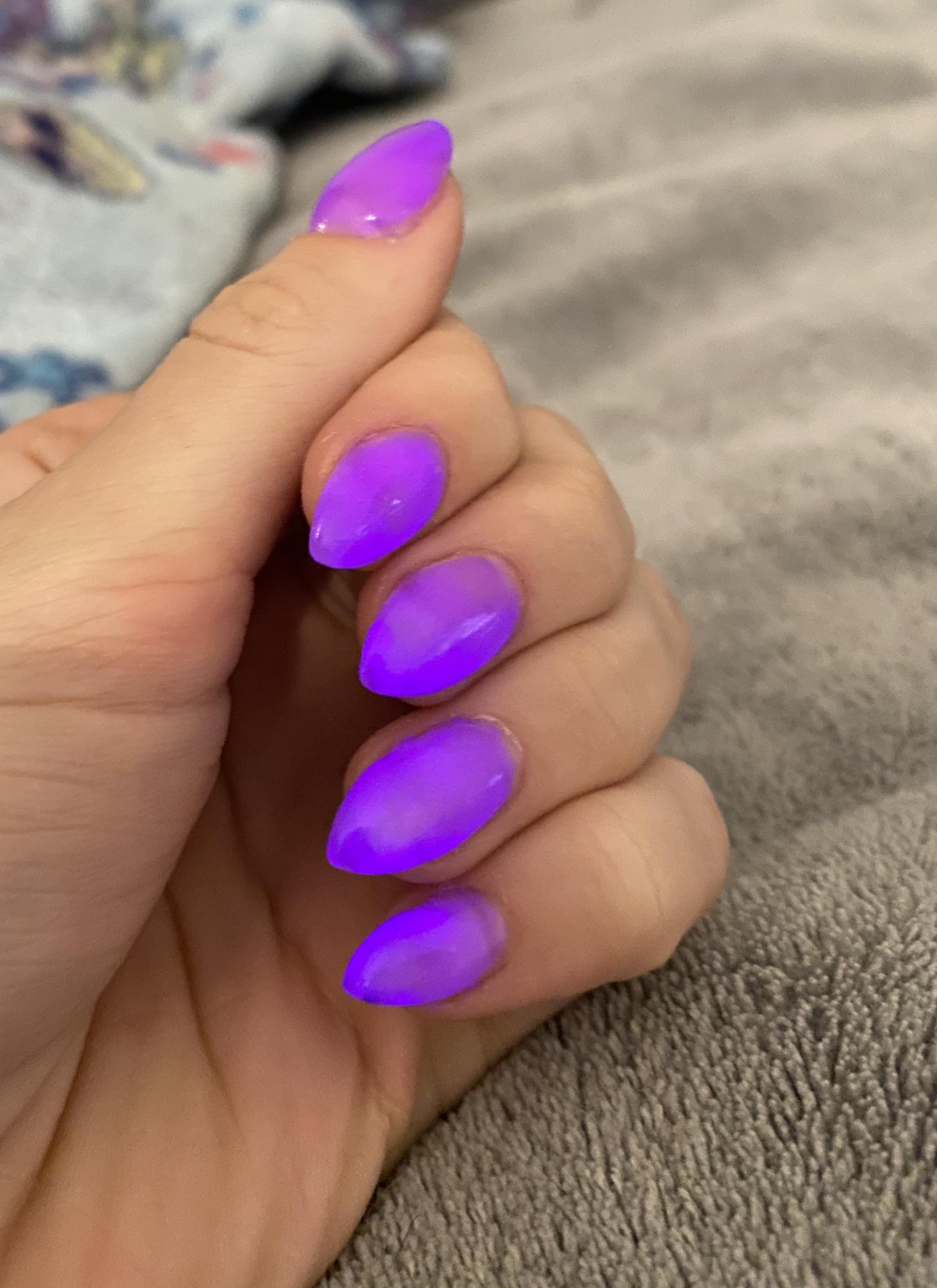 Fairy Glo glow in the dark gel polish on IMBD hard gel extensions r