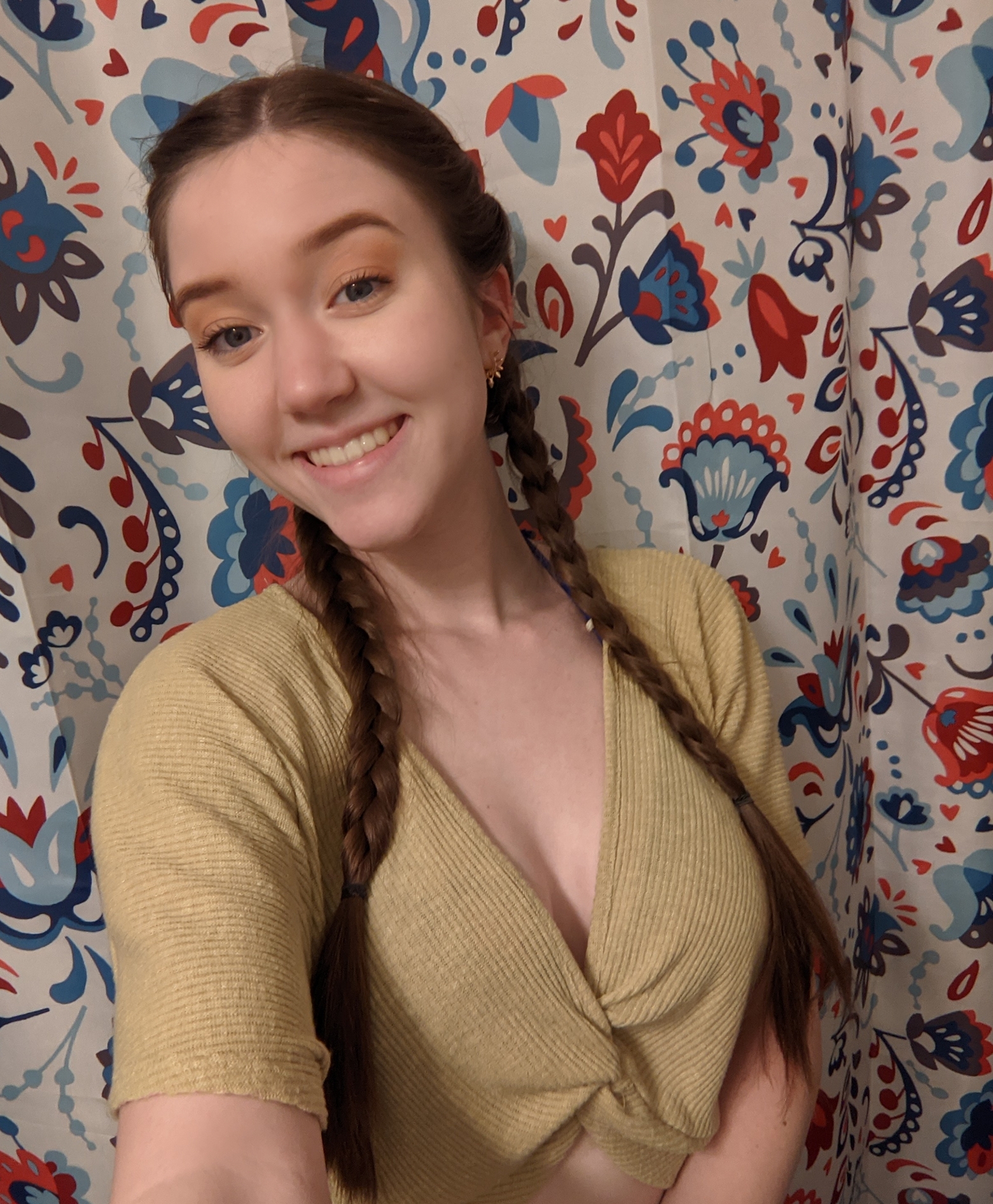 1488 best F19 images on Pholder Amihot, Selfie and Faces