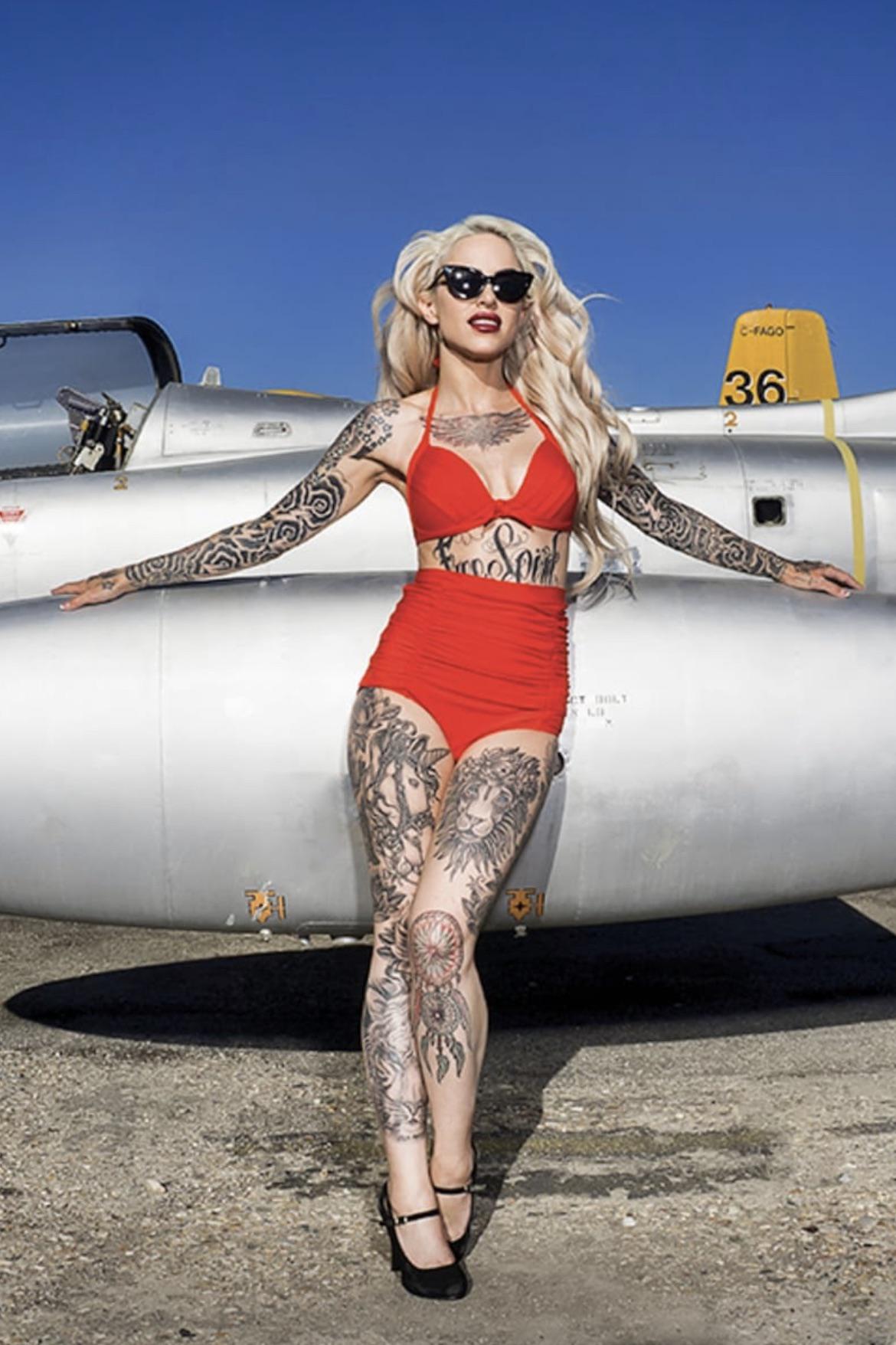 Alecia Mixi Demner : Metalboners