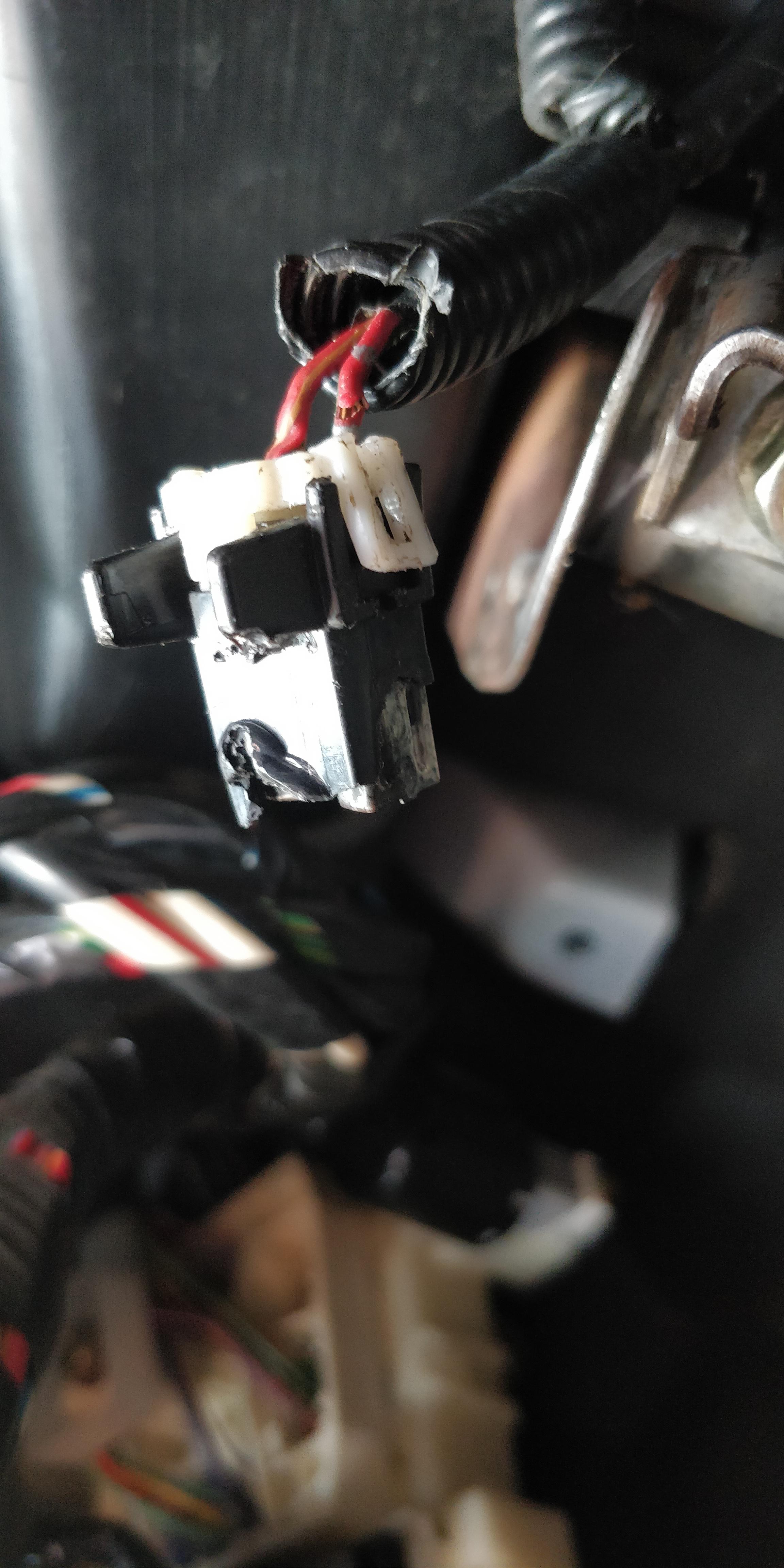 Question about Brake Switch Light, 98 Maxima. r/Nissan