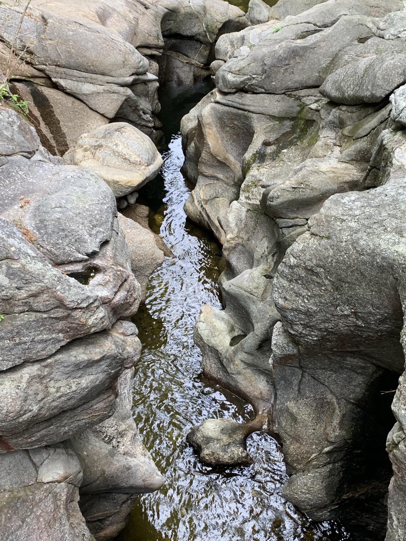 Sculptured Rock NH r/interestingasfuck