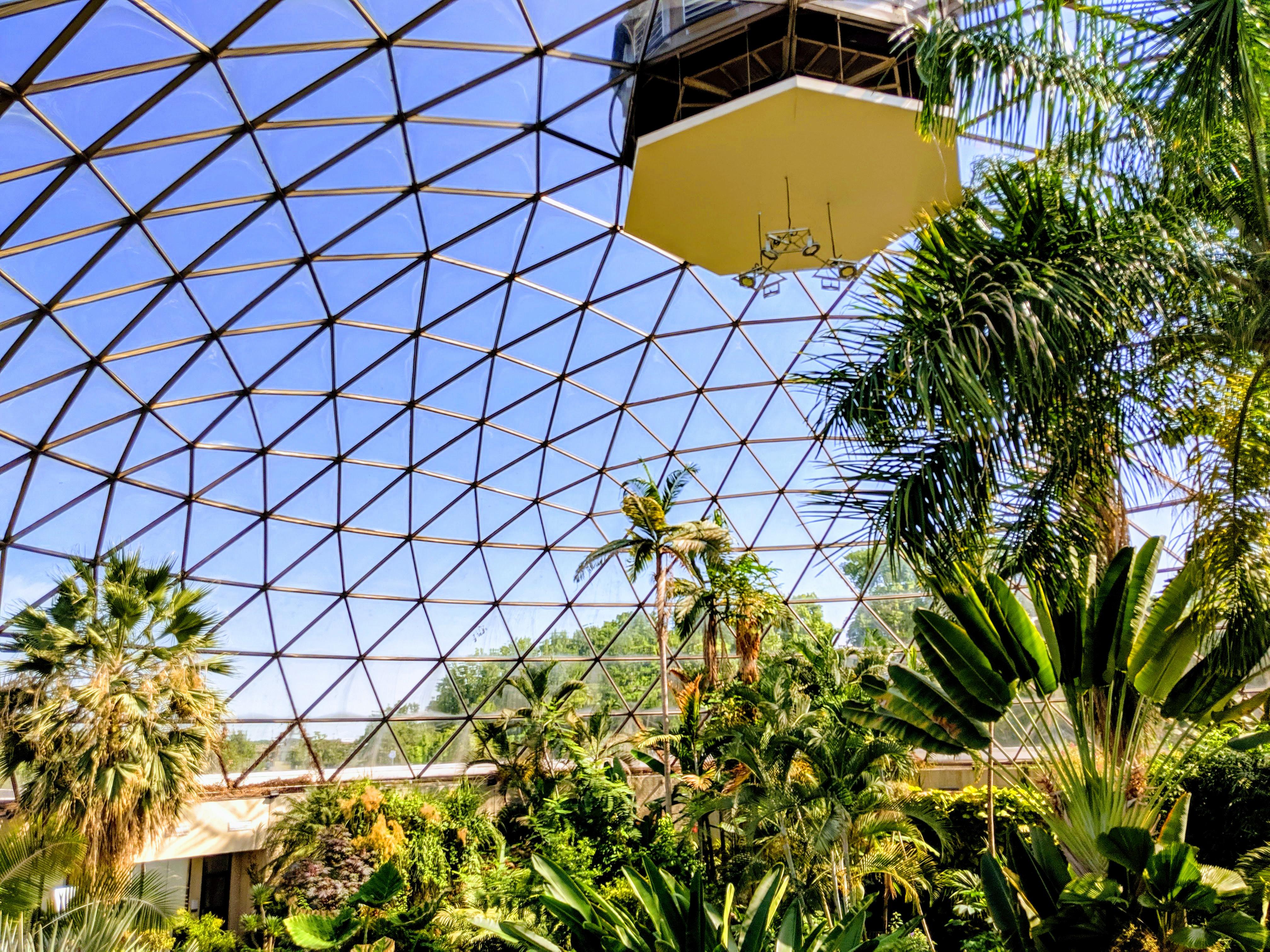 Greater Des Moines Botanical Garden r/Greenhouses