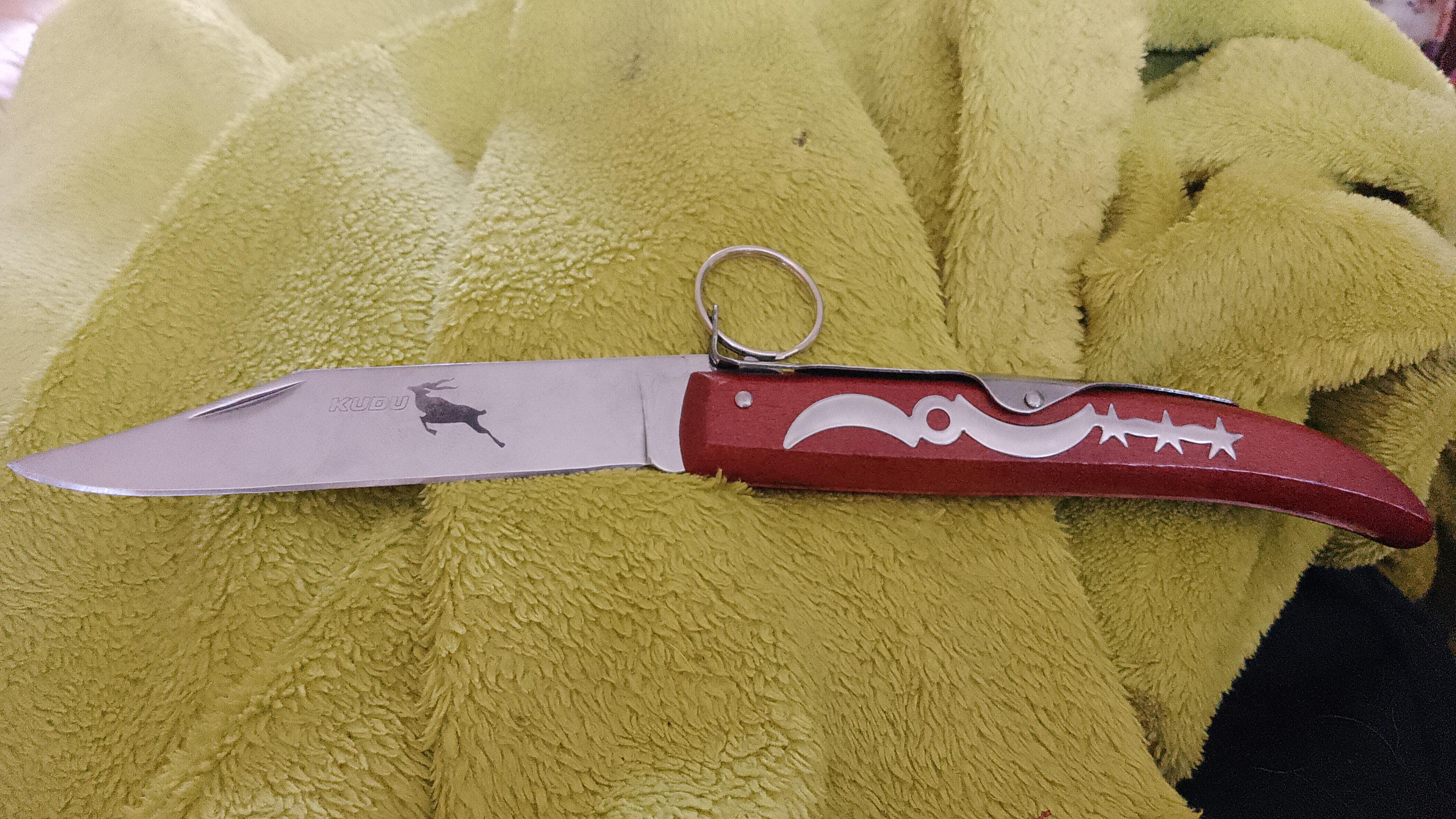 finally a nonsnobbish knife sub! this is my regular! cold steel blade