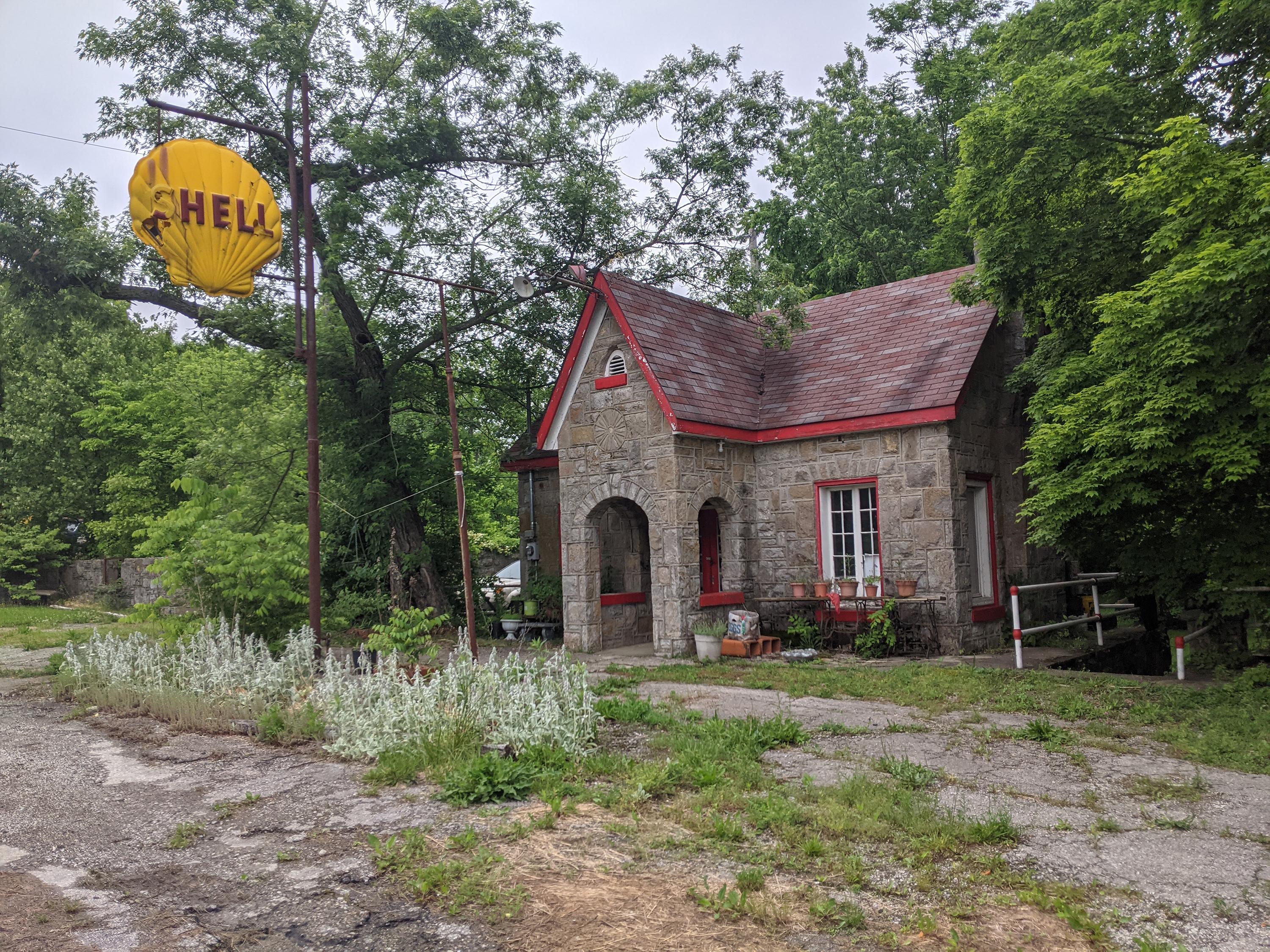 Finally found Hell Station. It's outside Corinth on the Dixie highway
