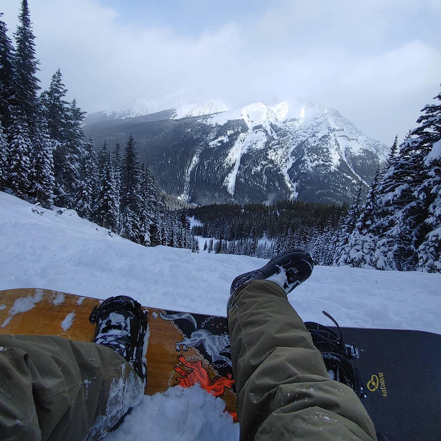 Ahh, Banff. r/snowboarding