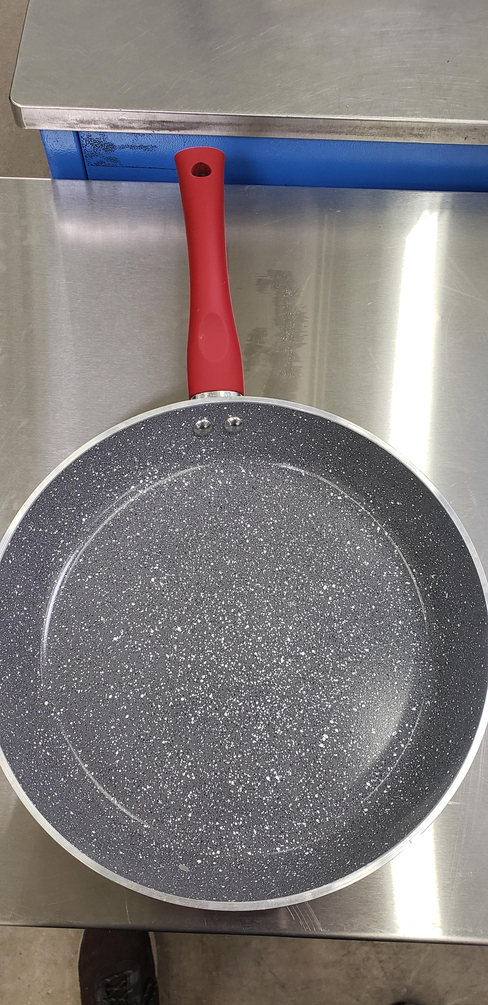 Need Upc for Mainstays ceramic pan, can't find on Walton app 😁 r/walmart