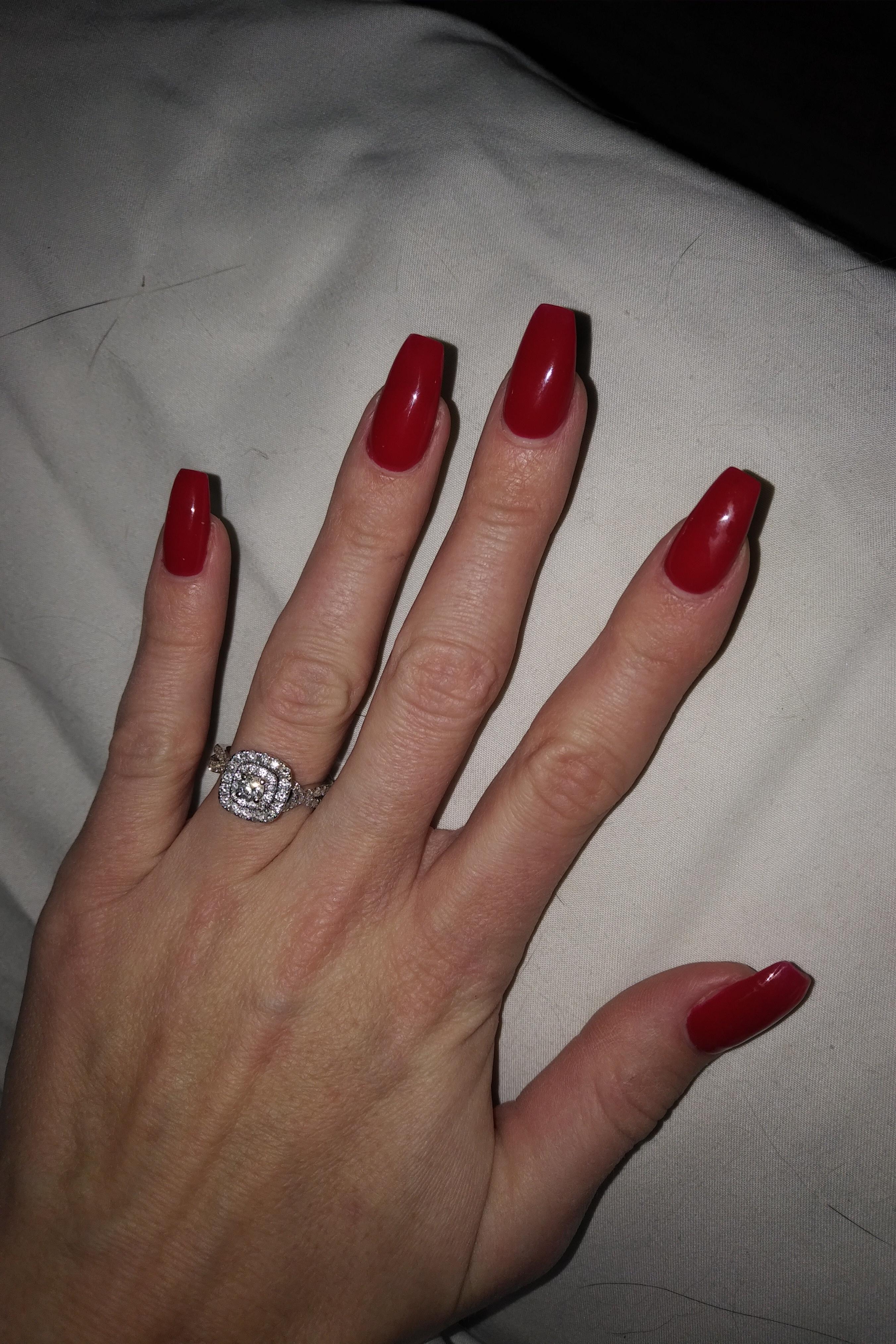 Are red nails too intense for a wedding day? weddingplanning