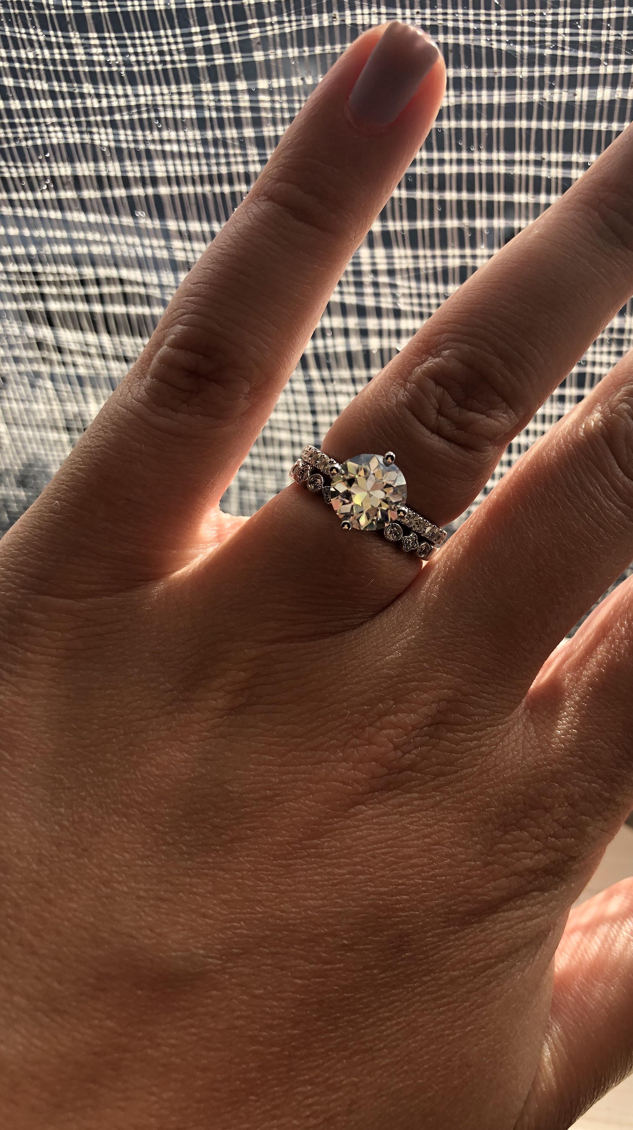 Moissanite glow during sunset no filter 😻 Moissanite