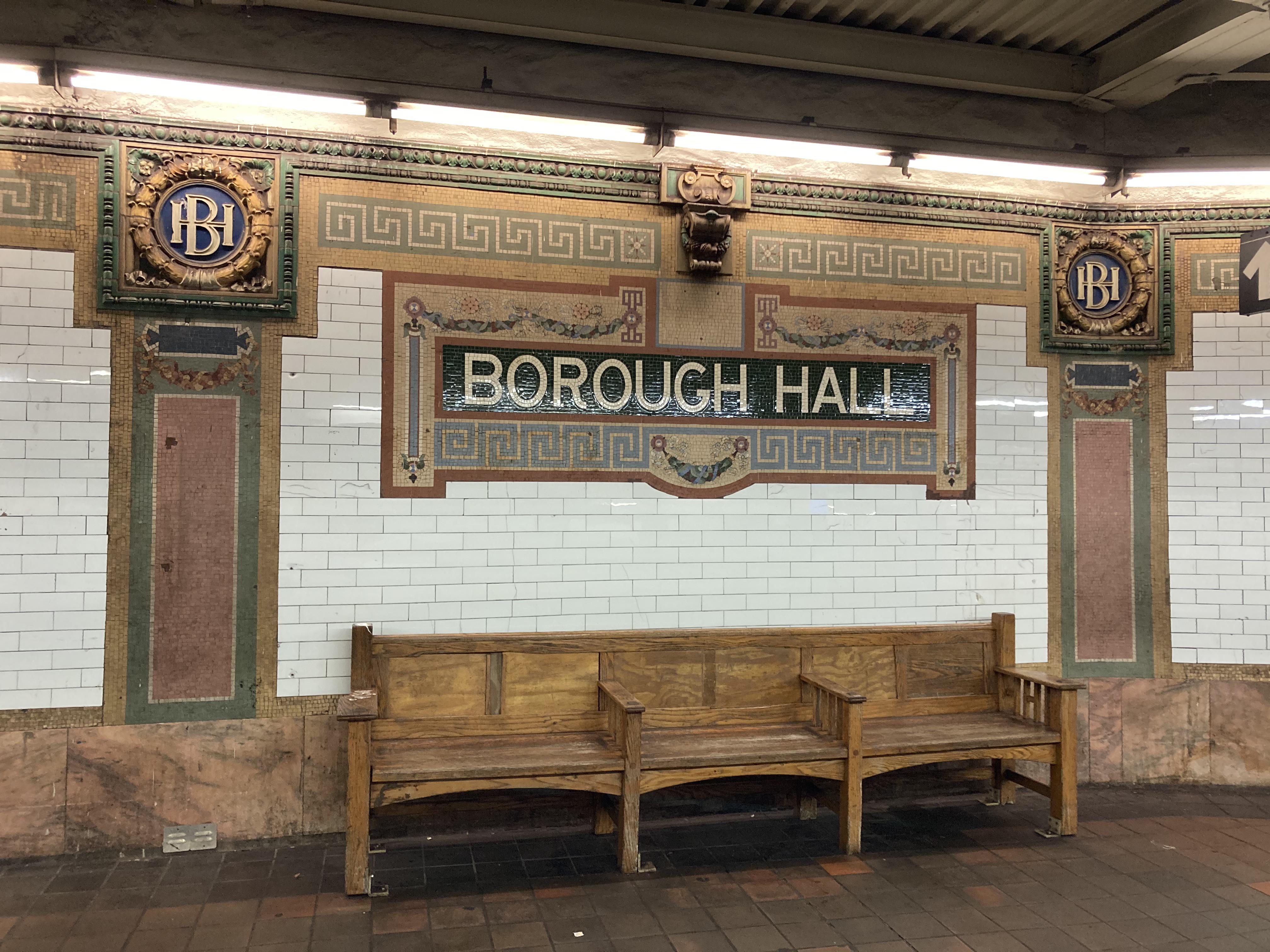 Seating area at the Borough Hall subway station in Brooklyn r/pics