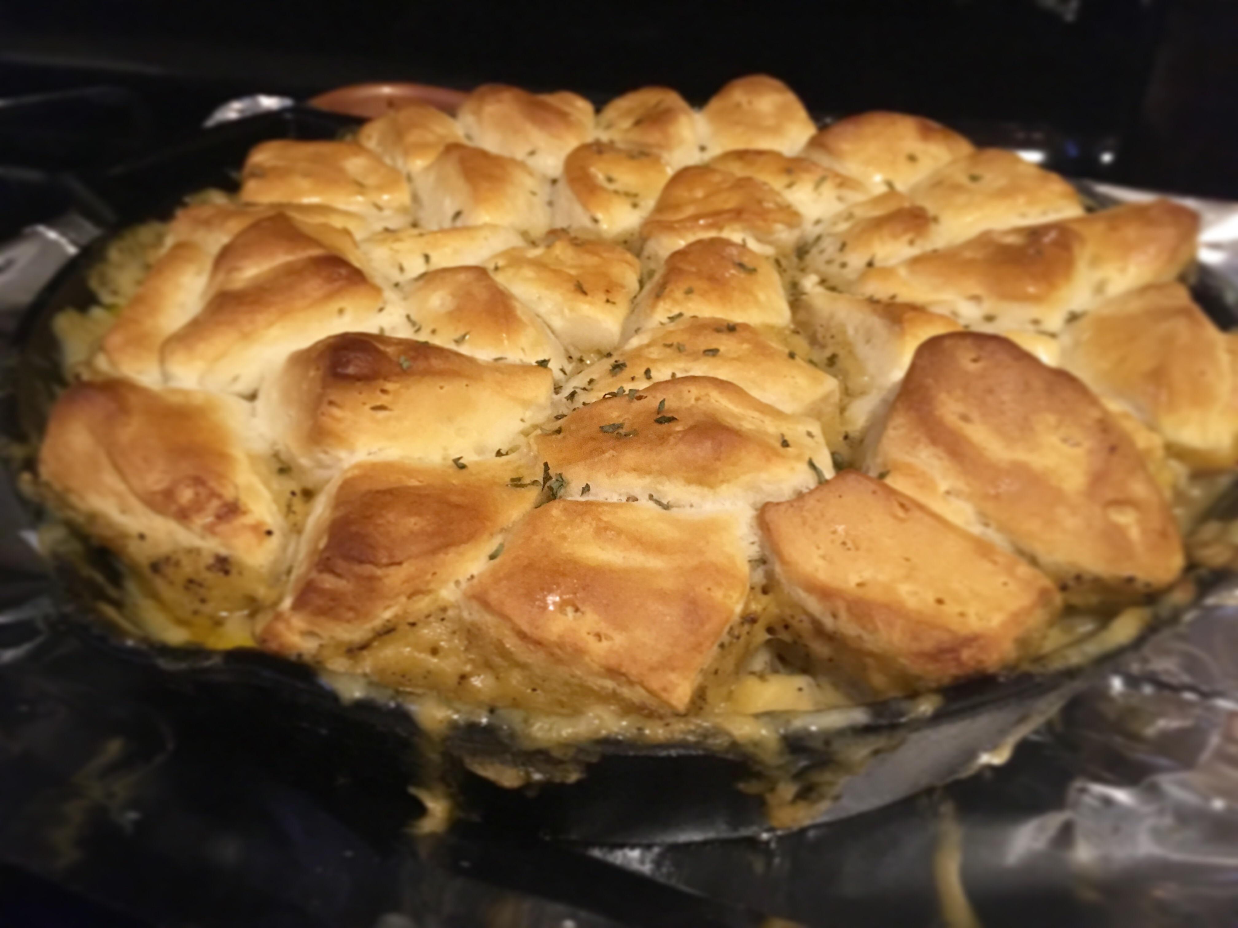 [Homemade] Cast iron skillet chicken pot pie r/food
