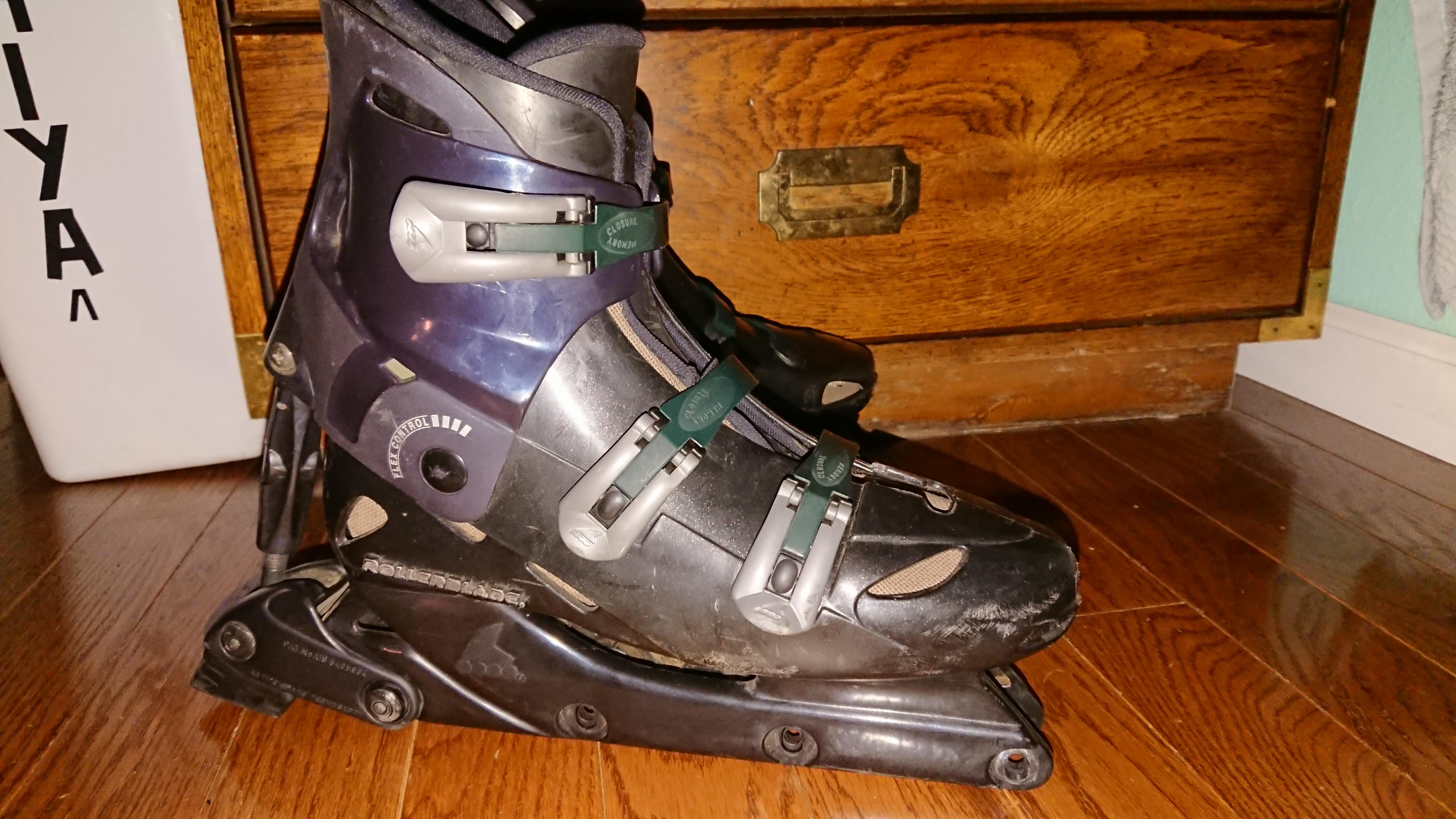 I bought a used pair of rollerblades. Anyone know what model it is? r