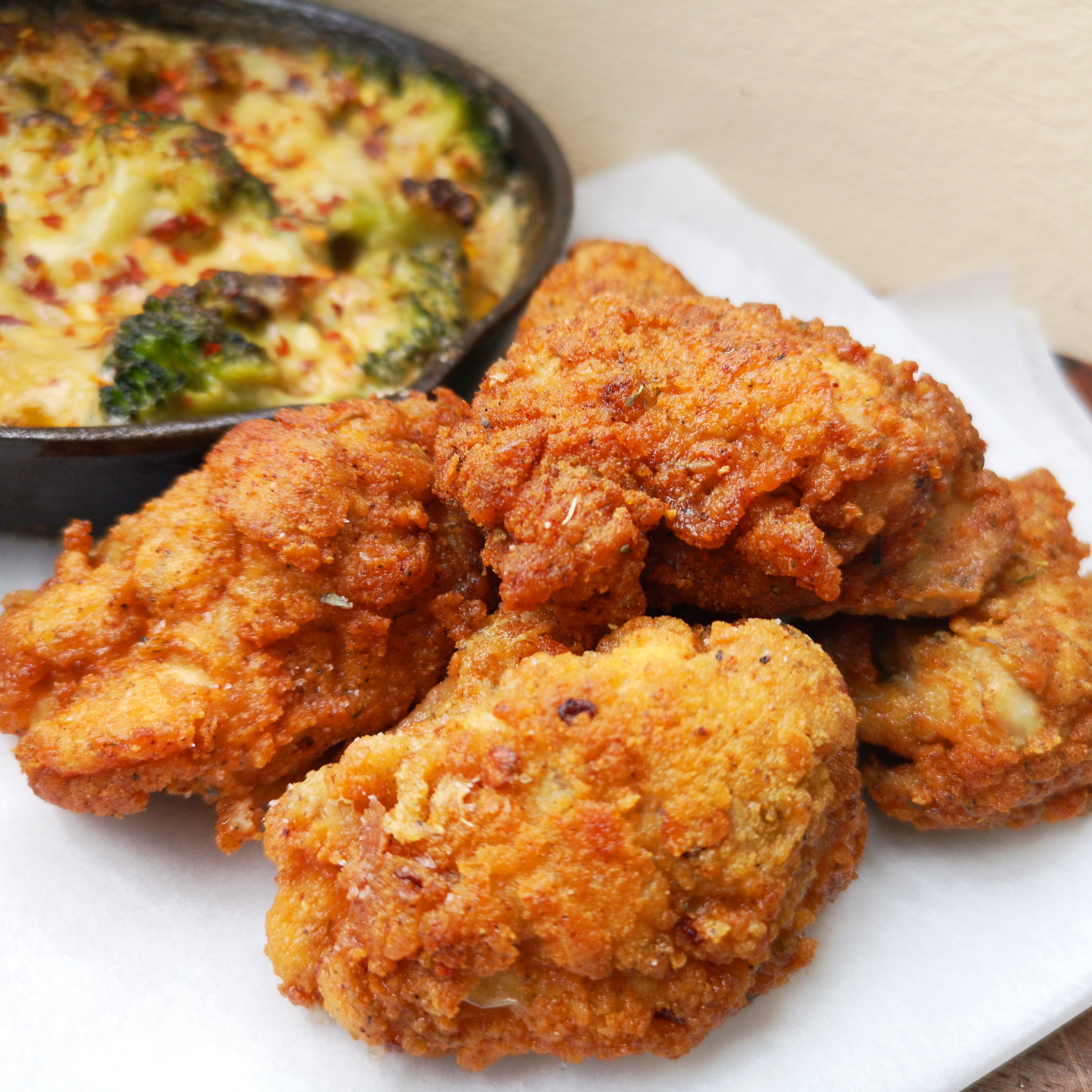 [Homemade] Whey protein fried chicken, with a side of broccoli cheese