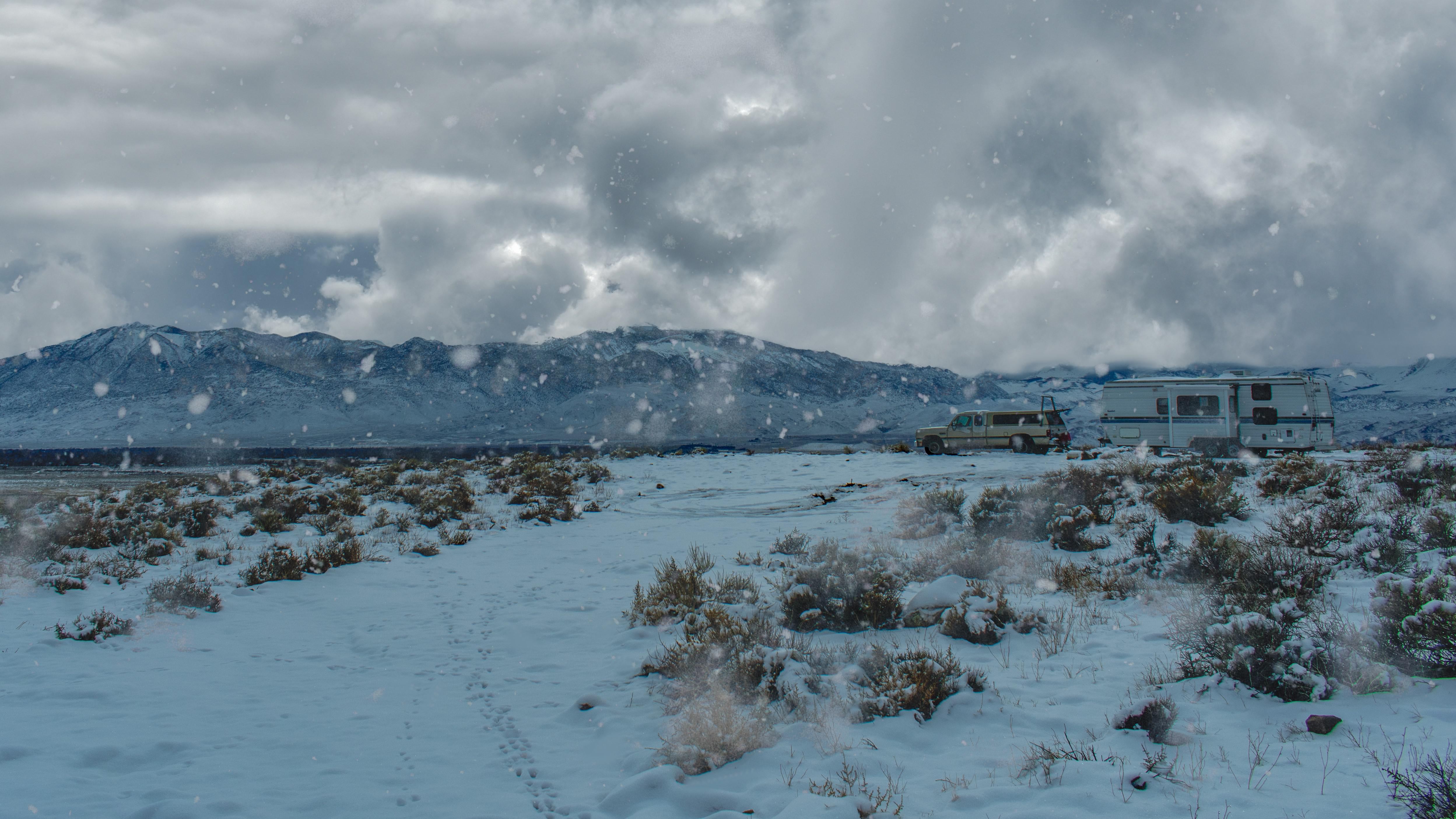 Snowy day in CA r/pics