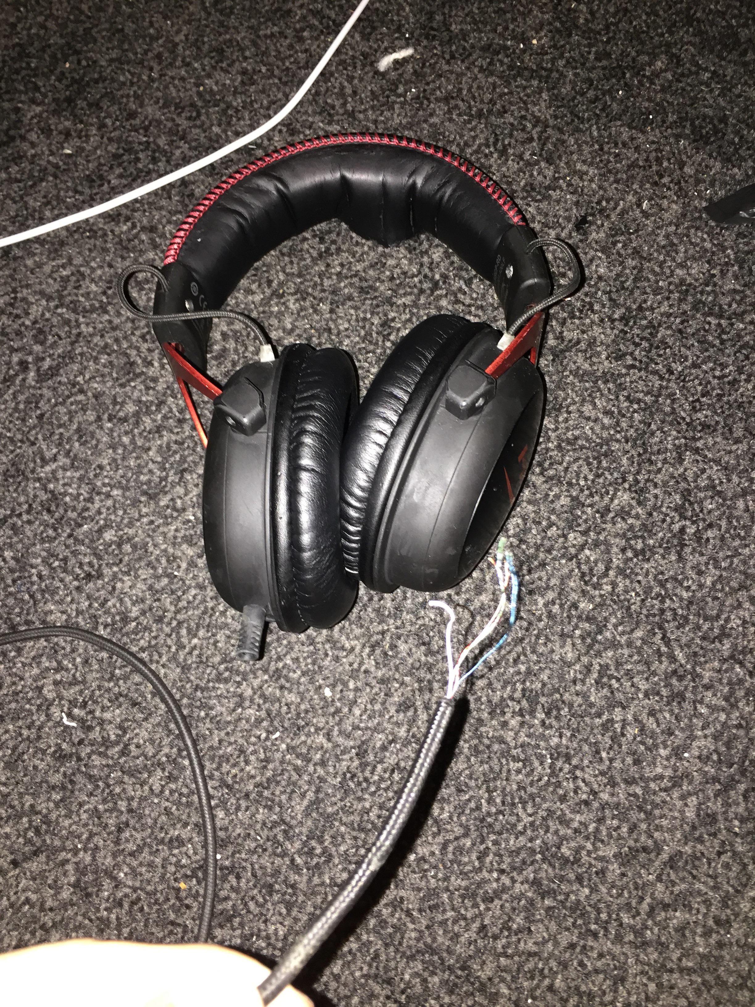 RIP Cloud 2, Only one headphone worked but you were still my favourite