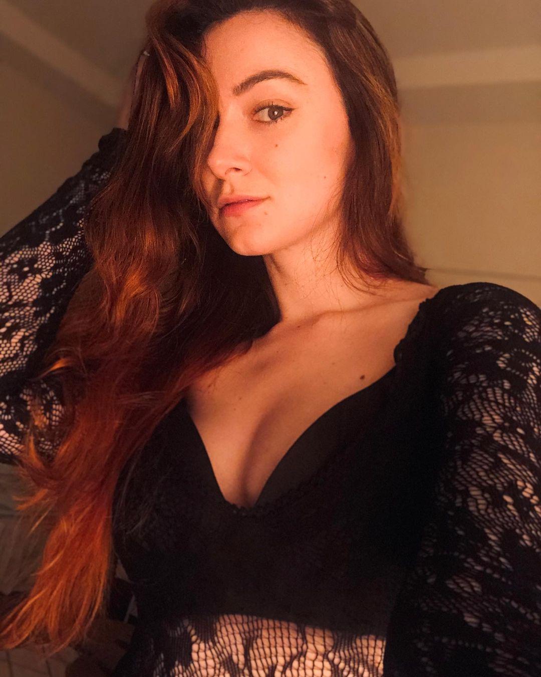 Malinda Kathleen Reese - Sexy