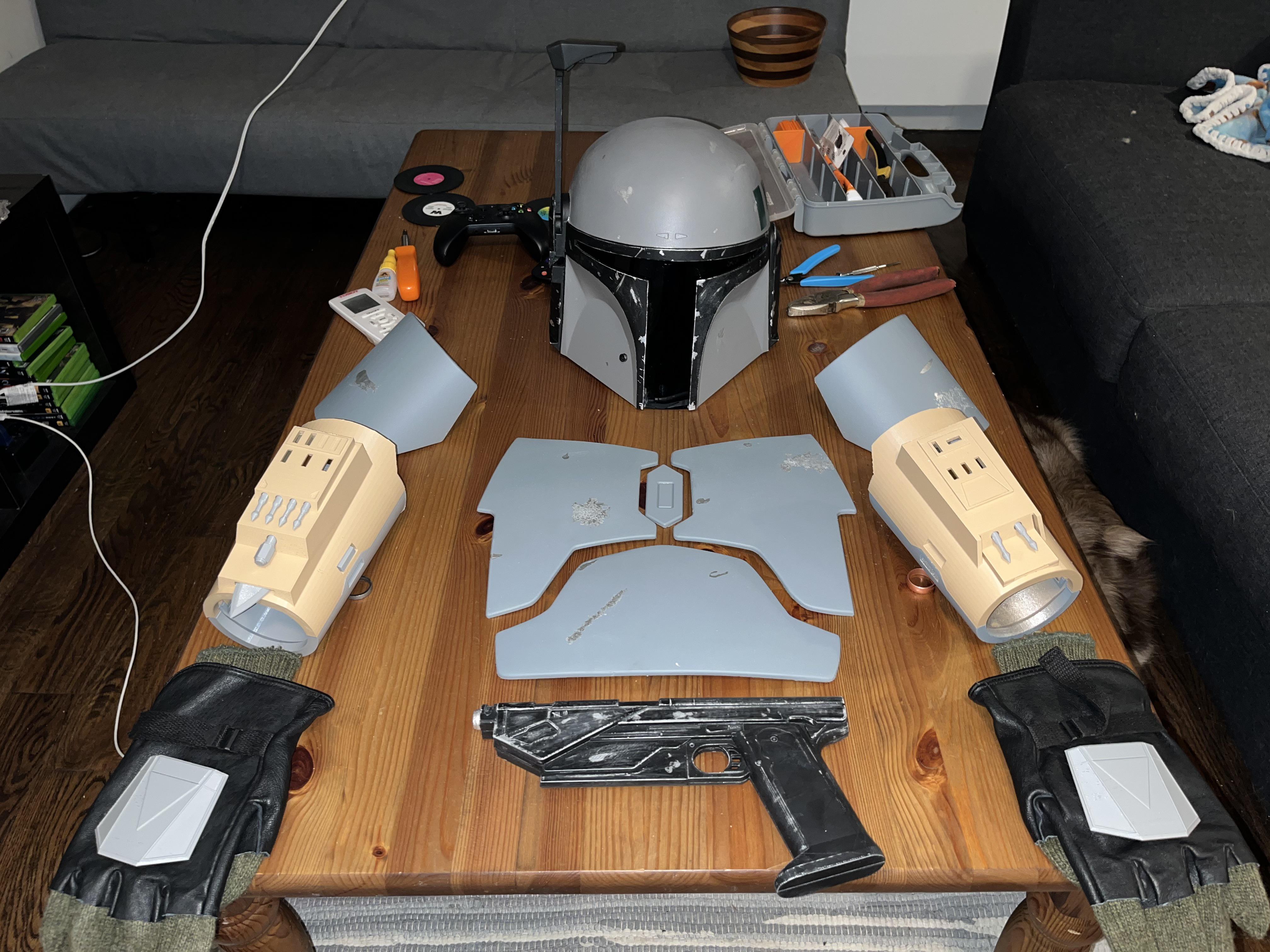 making great progress on my mando armor! r/Mandalorian