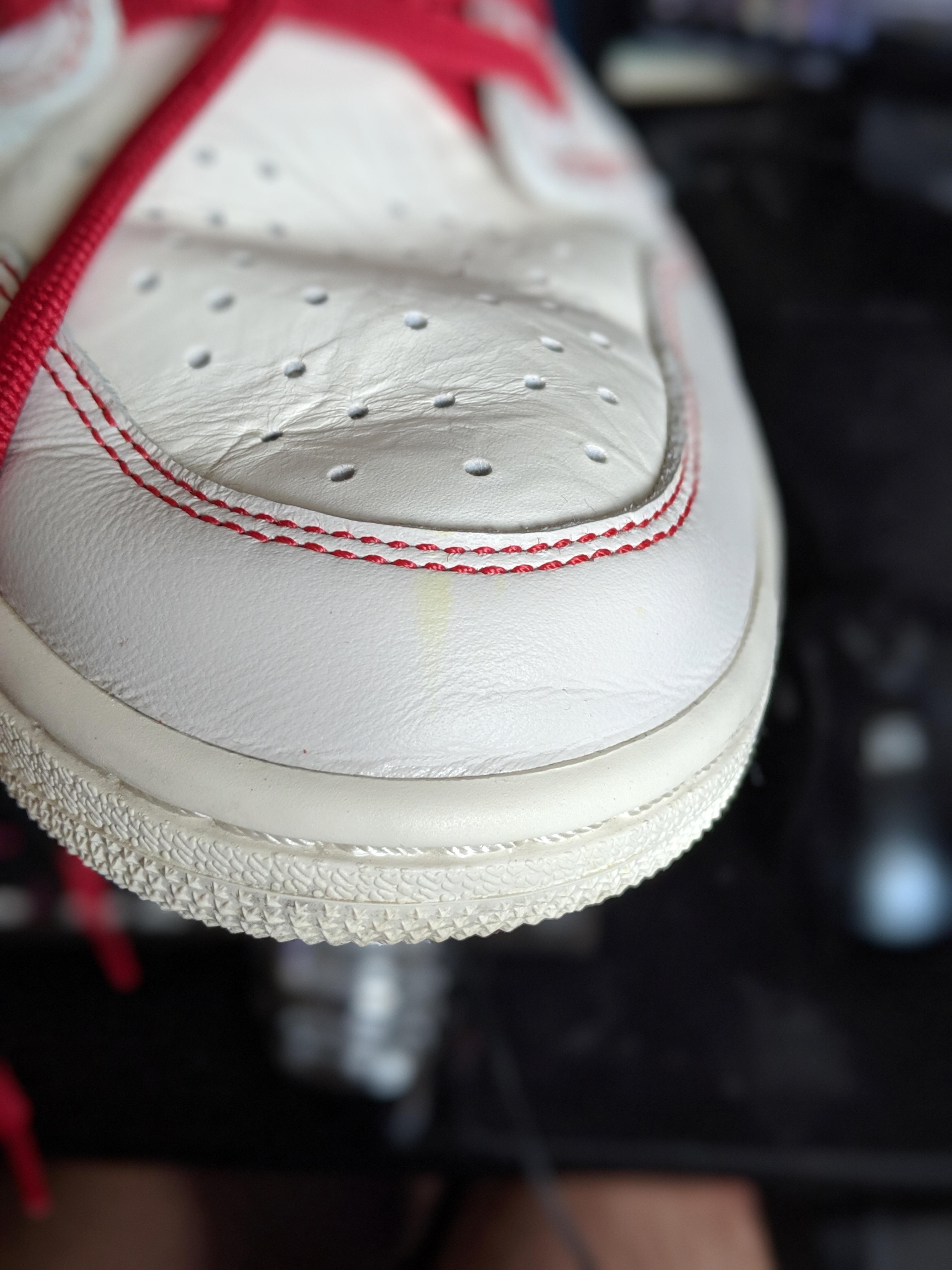 Best way to remove stain on leather? r/Sneakers