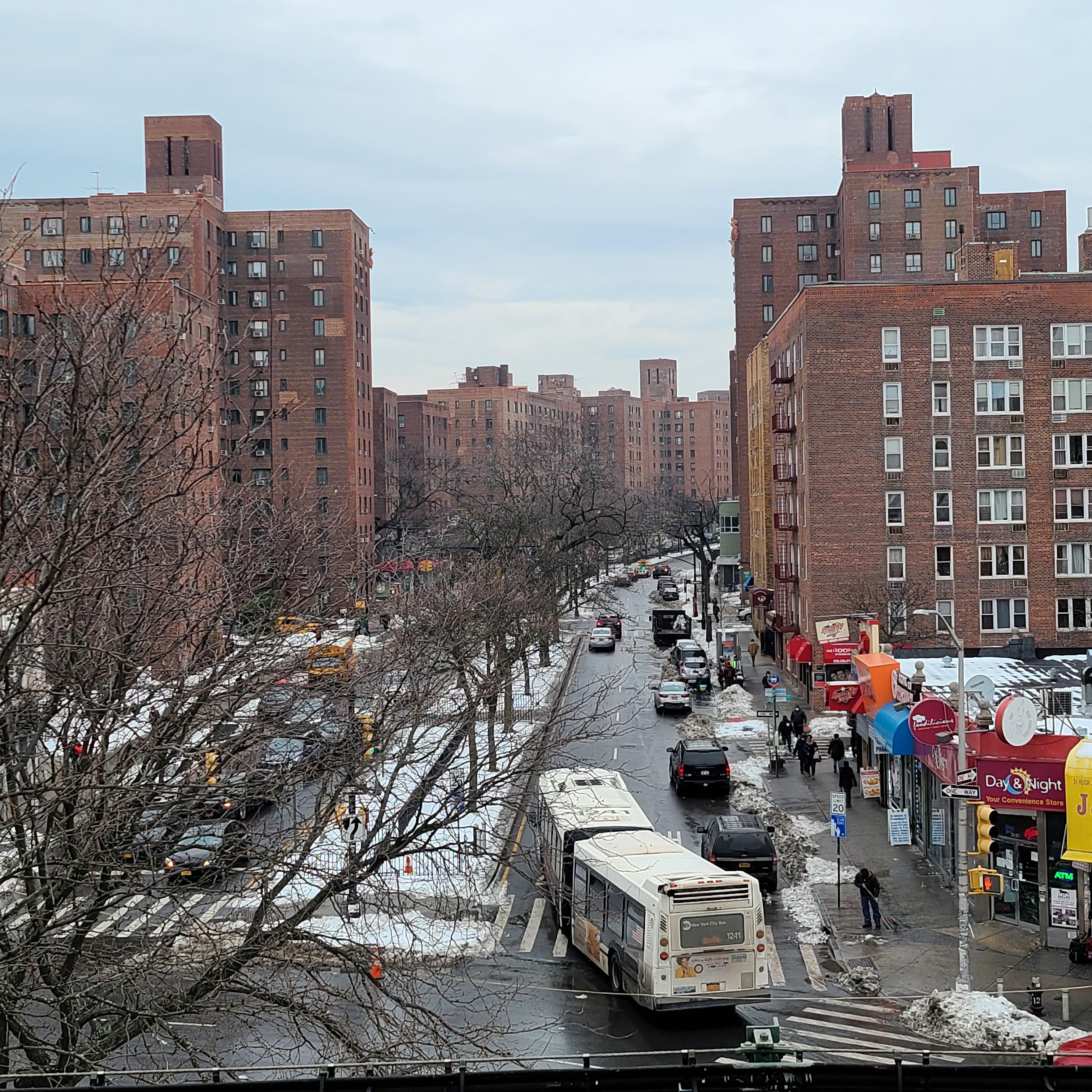 Good morning from Parkchester! r/bronx