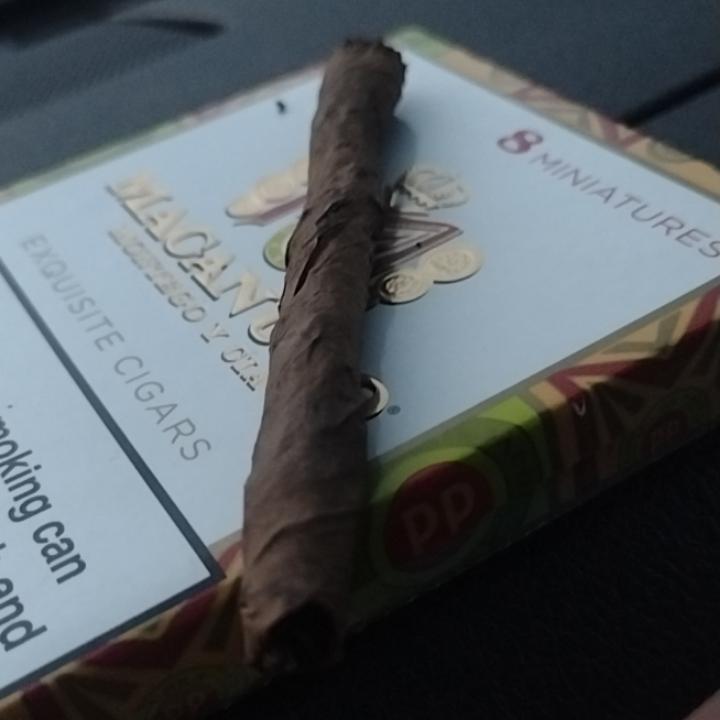 Macanudo café spiral 🇩🇴🇯🇲🇺🇲 used the guts to make the mouthpiece