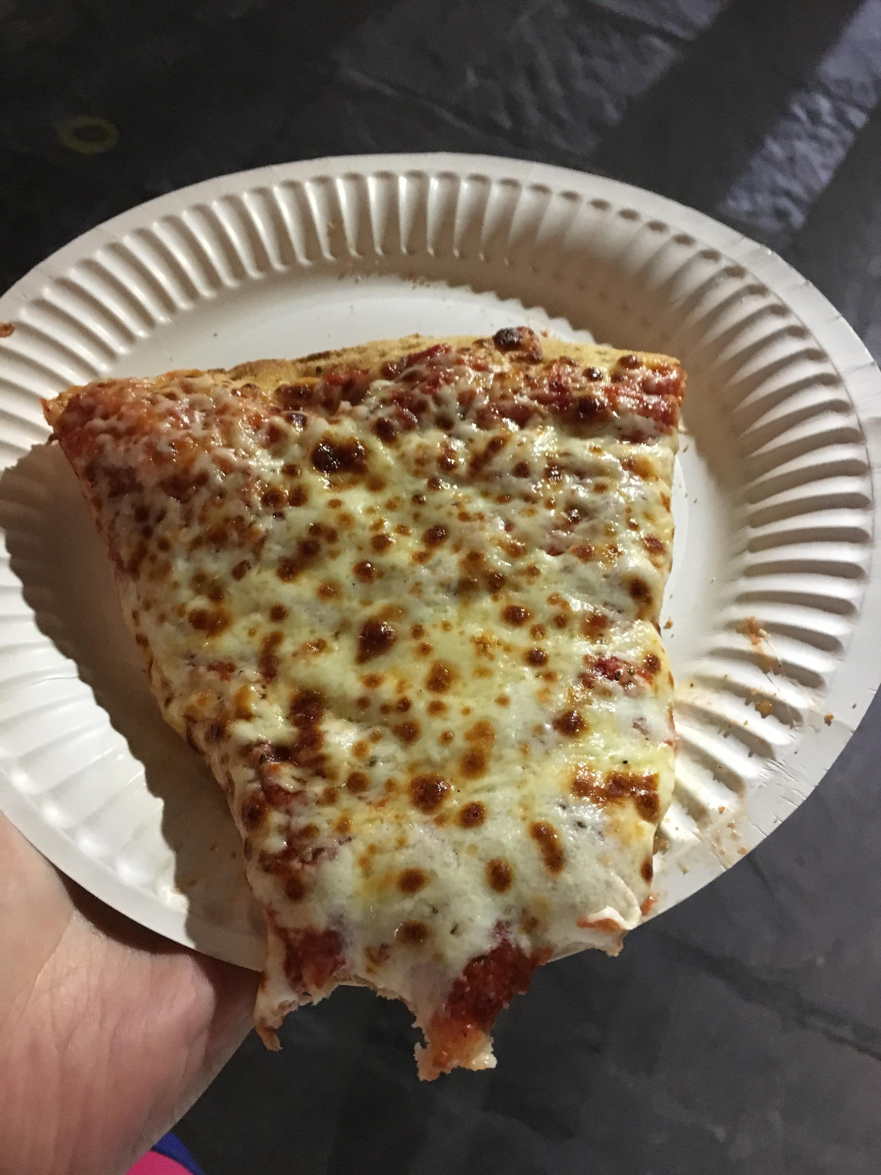 The actual best pizza in New Orleans vieux carre French quarter it will