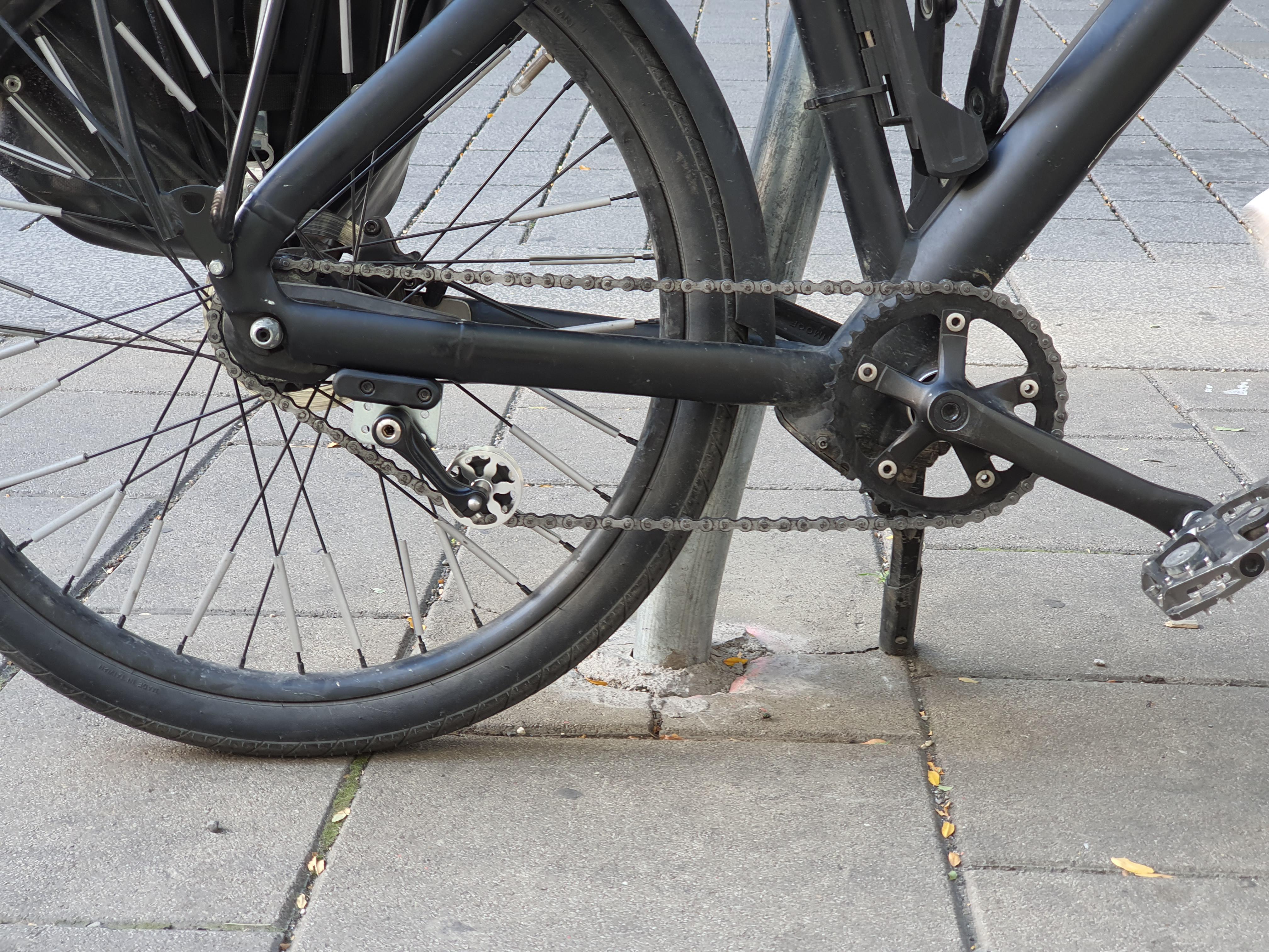 Out with the plastic chain wrapper and rattling tensioner. r