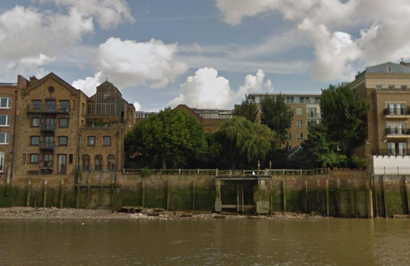 "Mystery Garden" Does anyone know any info about this place in